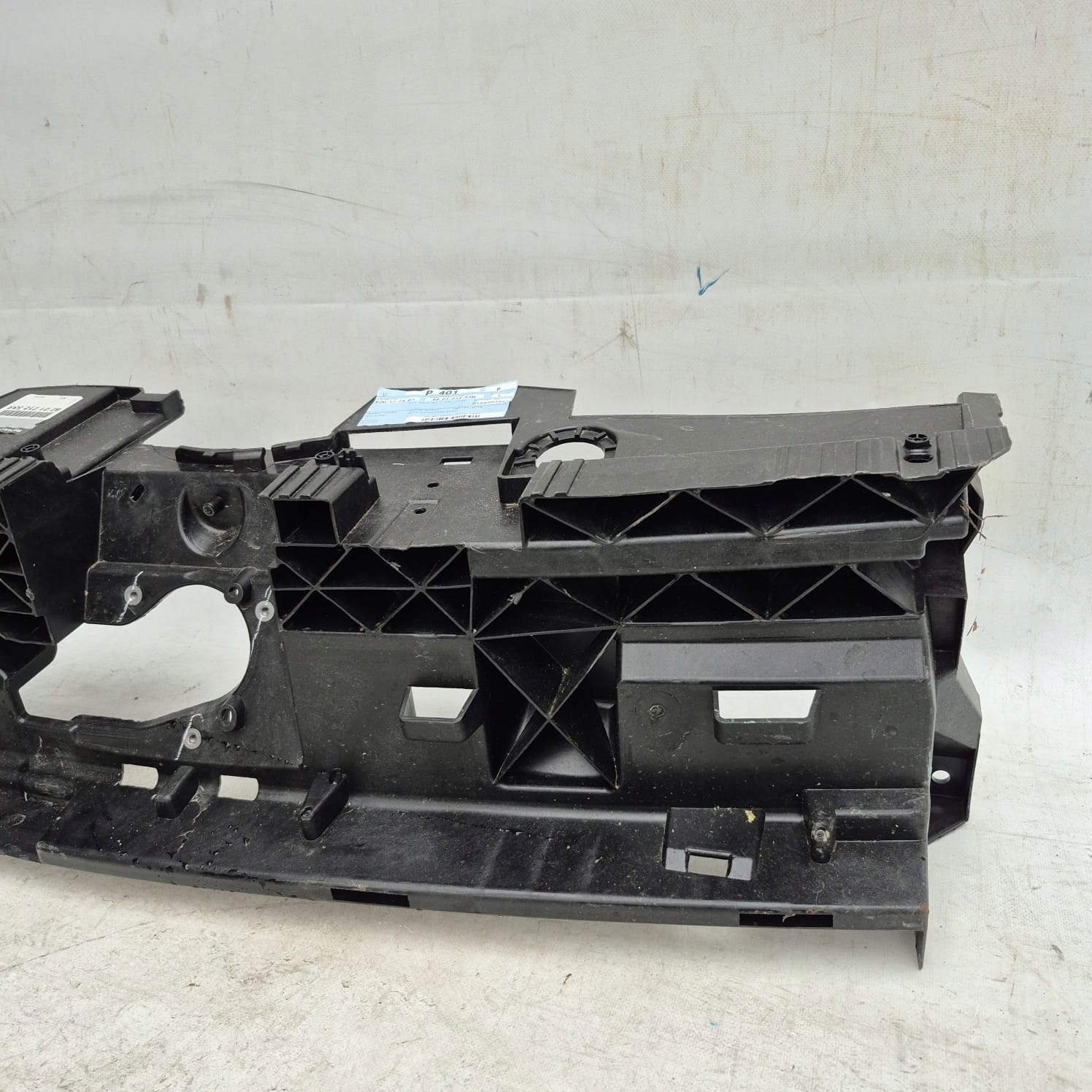 RENAULT KANGOO III ELEKTRYK 21- front panel, wall upper GRILLA 620365283R