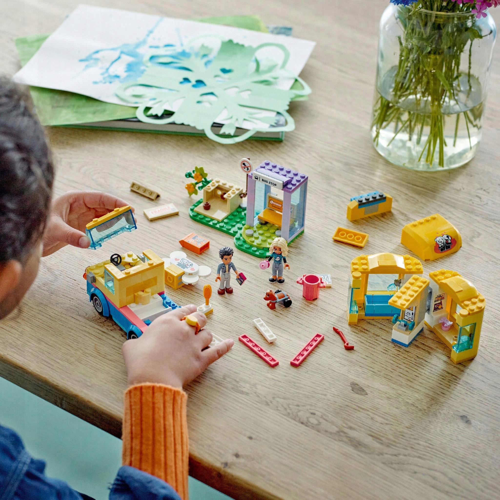 LEGO FRIENDS FURGONETKA RATUNKOWA DLA PSÓW Nazwa zestawu LEGO FRIENDS FURGONETKA RATUNKOWA DLA PSÓW