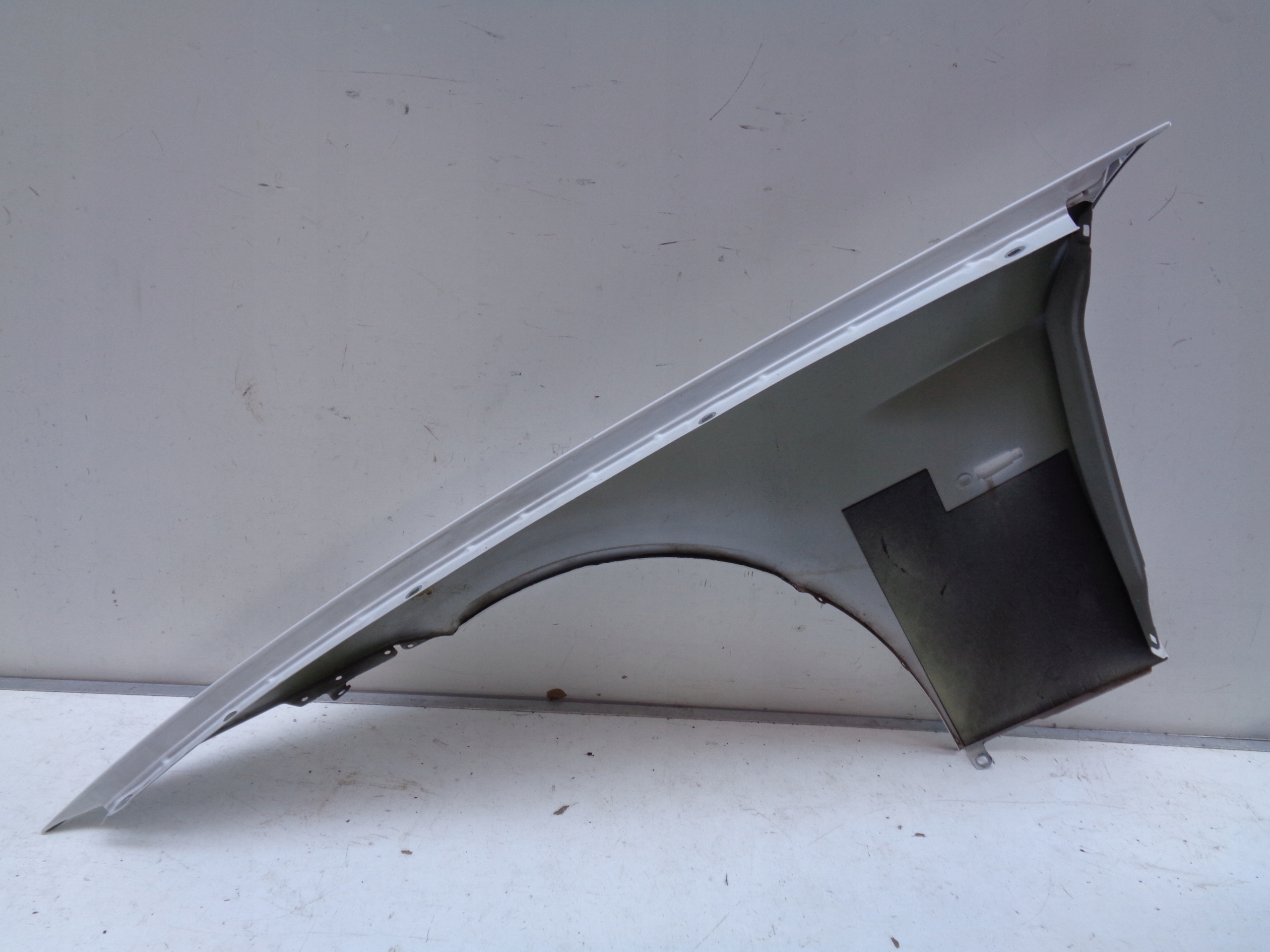 fender right front BMW 3 E90 E91 NR 36841
