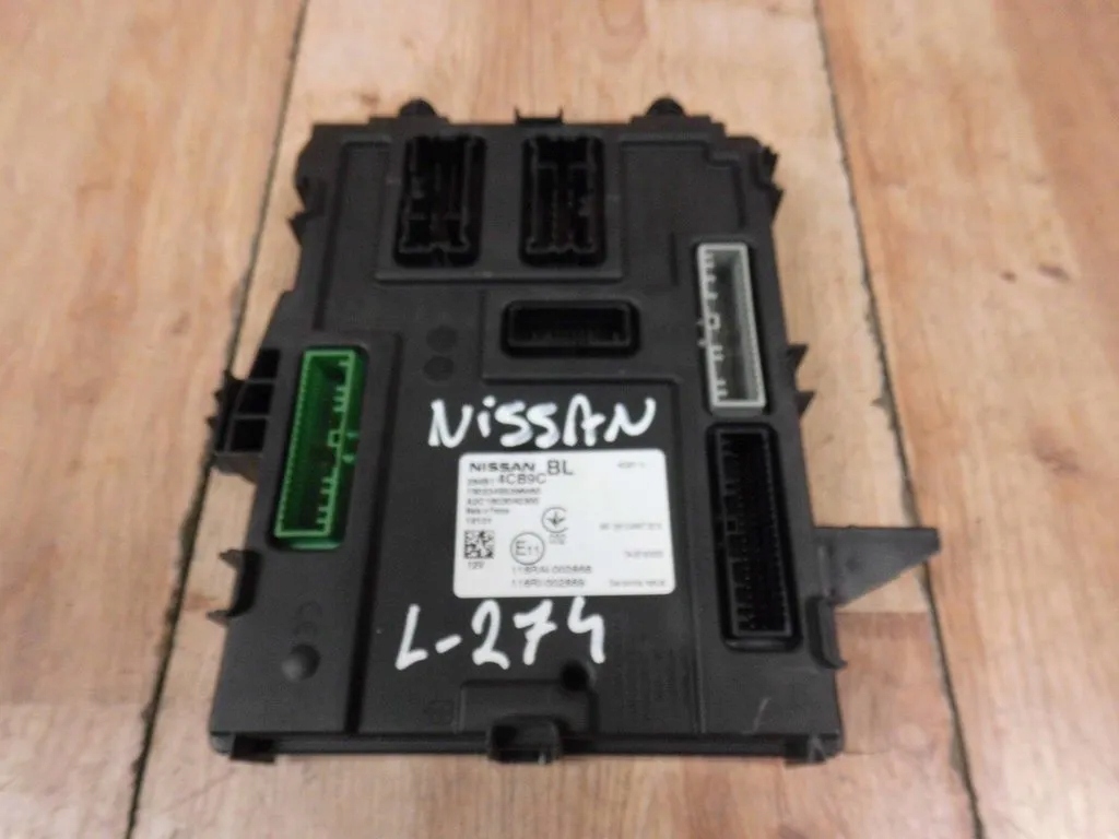 Nissan Qashqai II module 284B1 4CB9C
