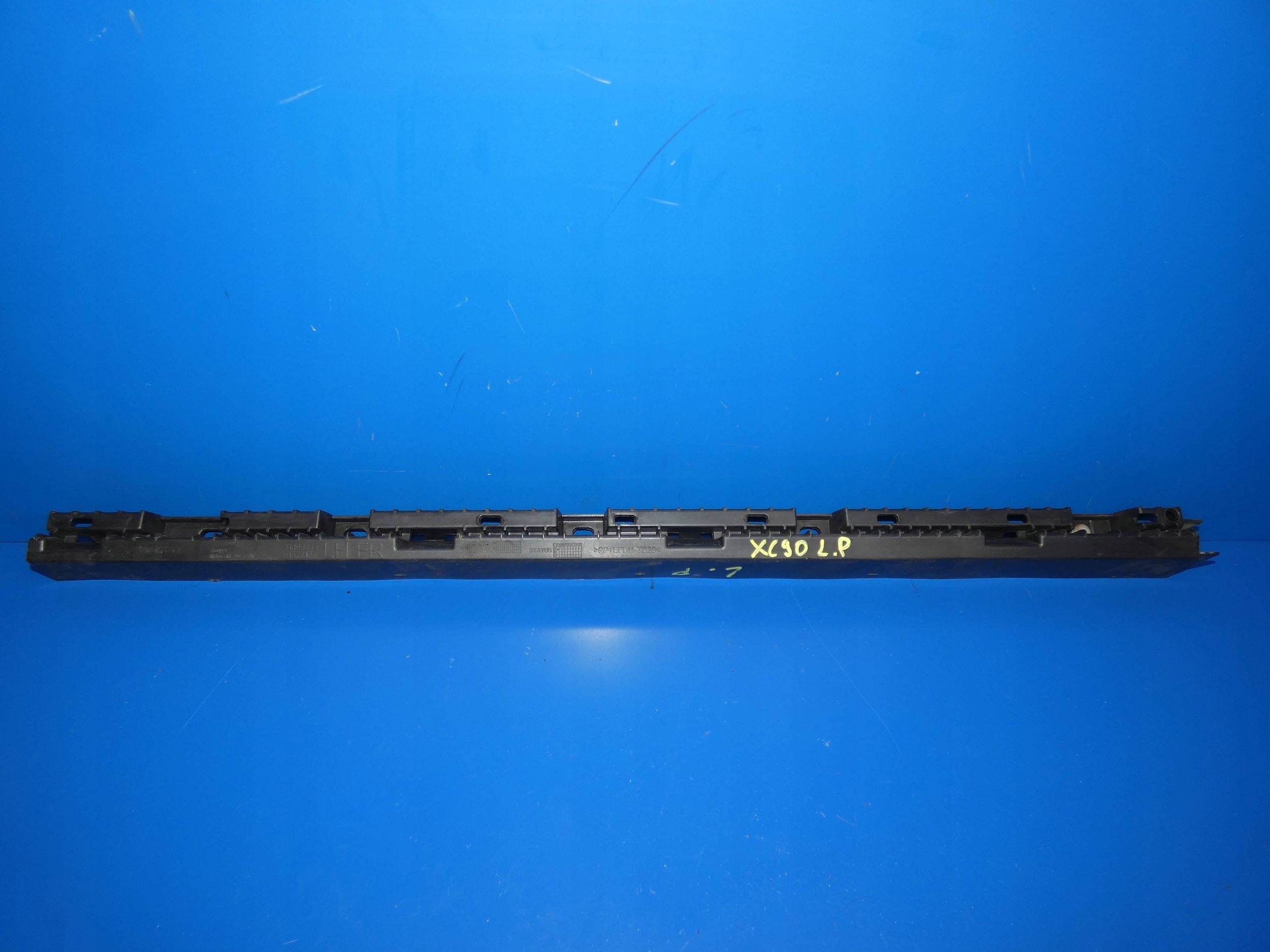 VOLVO XC90 II support holder mouldings PROGOWEJ left front