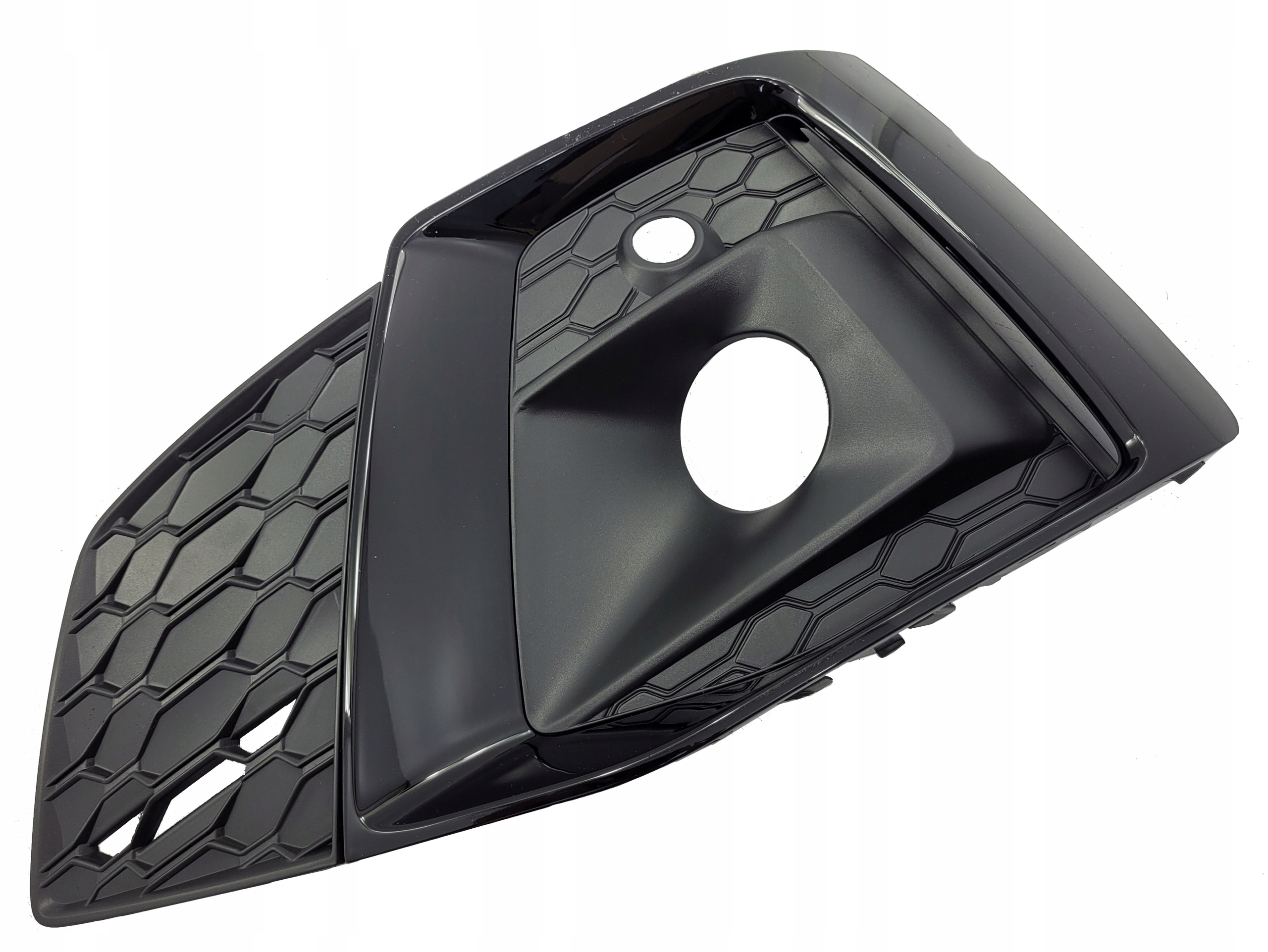 8W6807681T - Решетка левая AUDI A5 8W6 S-LINE LIFT BLACK новая 19-