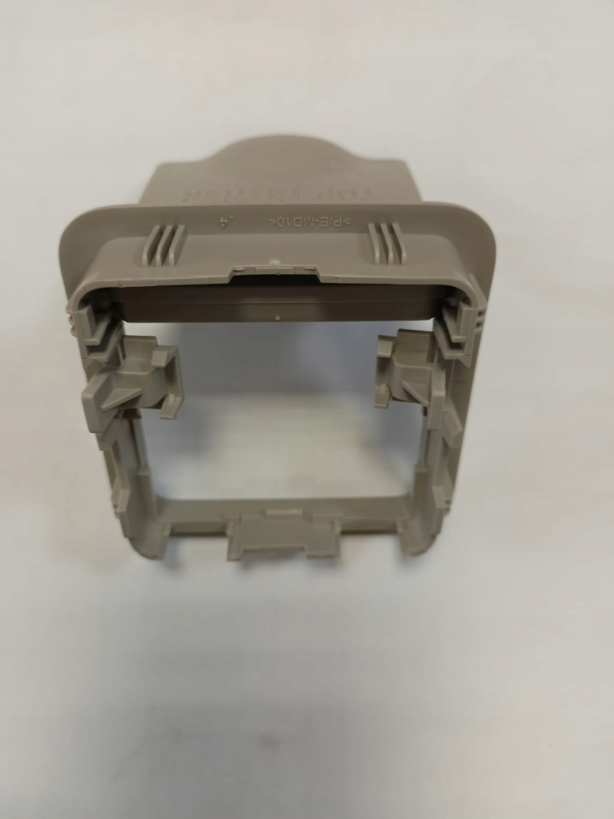 ZAŚLEPKA PODSUFITKI CITROEN C5 (X7) 8342HV Numer katalogowy części 8342HV, 9682068277