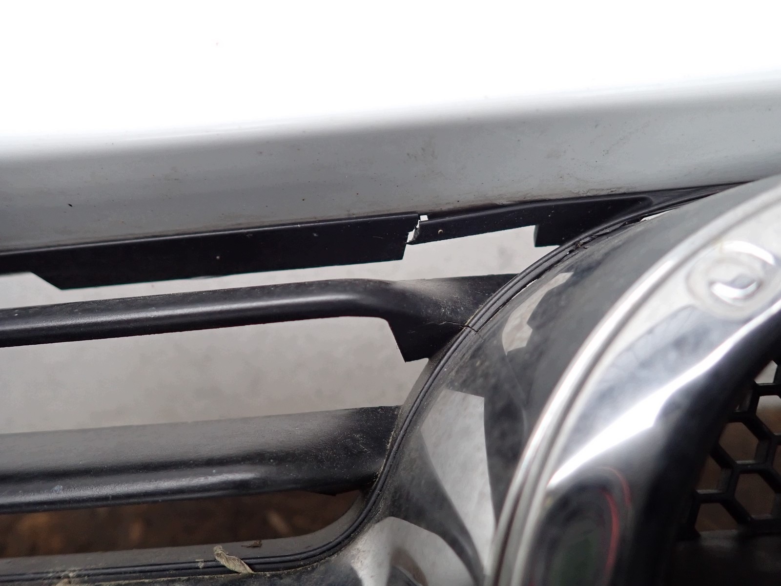 bumper front front OPEL ADAM M13 2012- 13355266