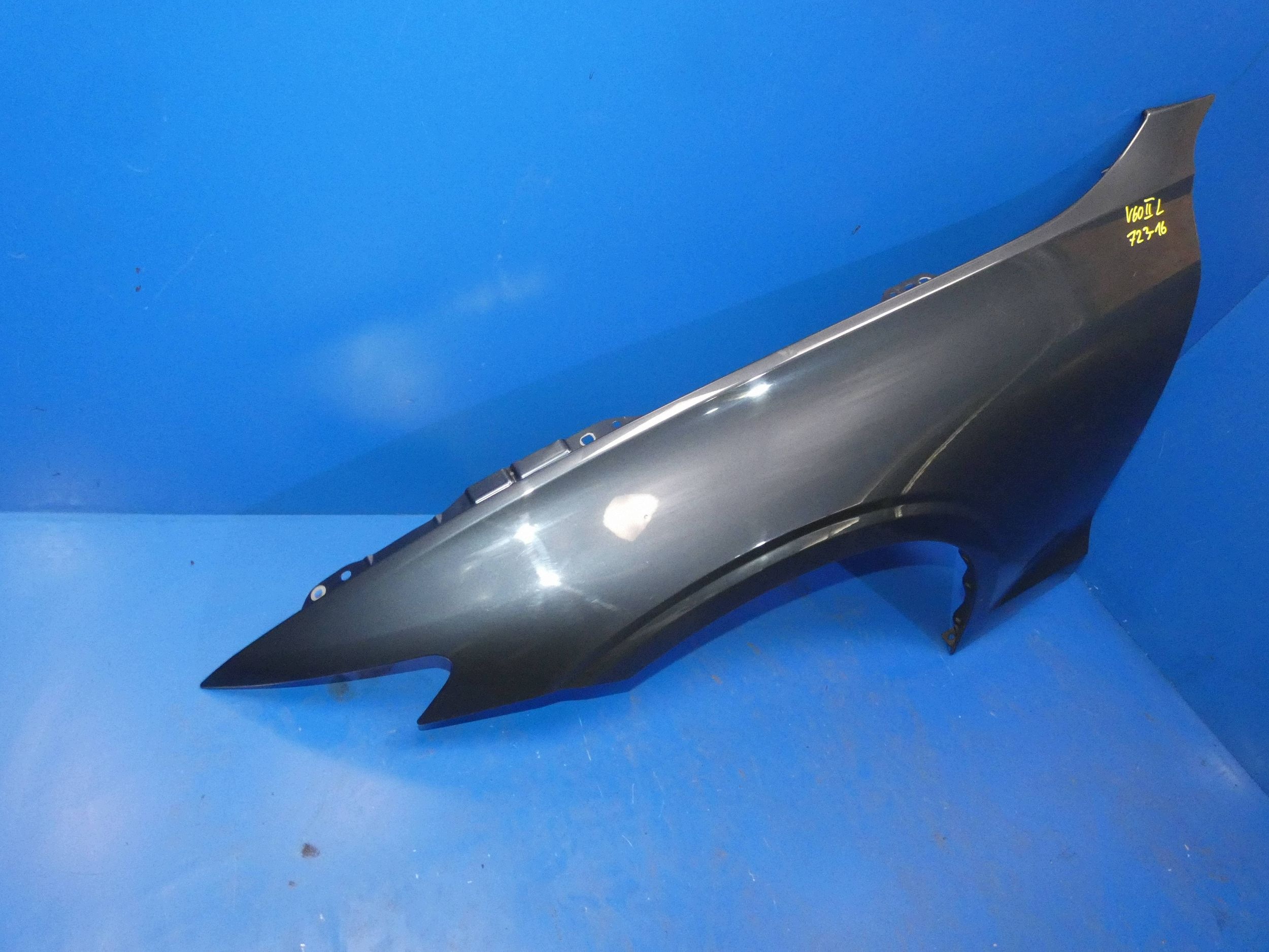 VOLVO V60 II S60 III fender left front front 723-16