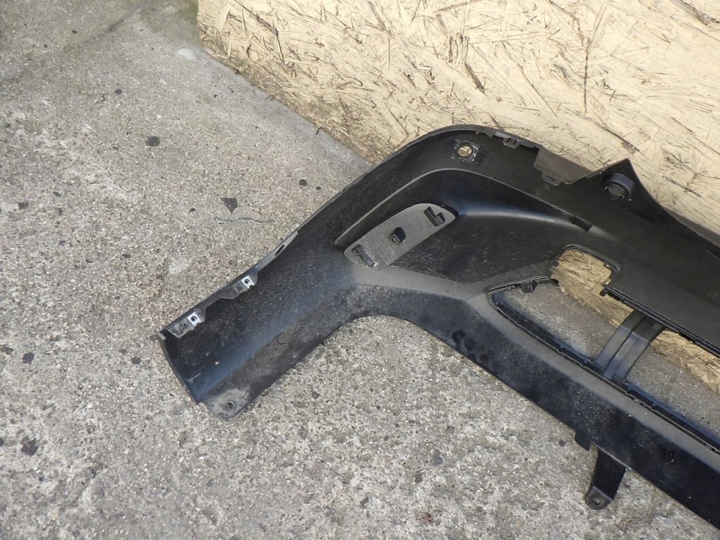 TOYOTA COROLLA CROSS STOSSSTANGE HINTEN