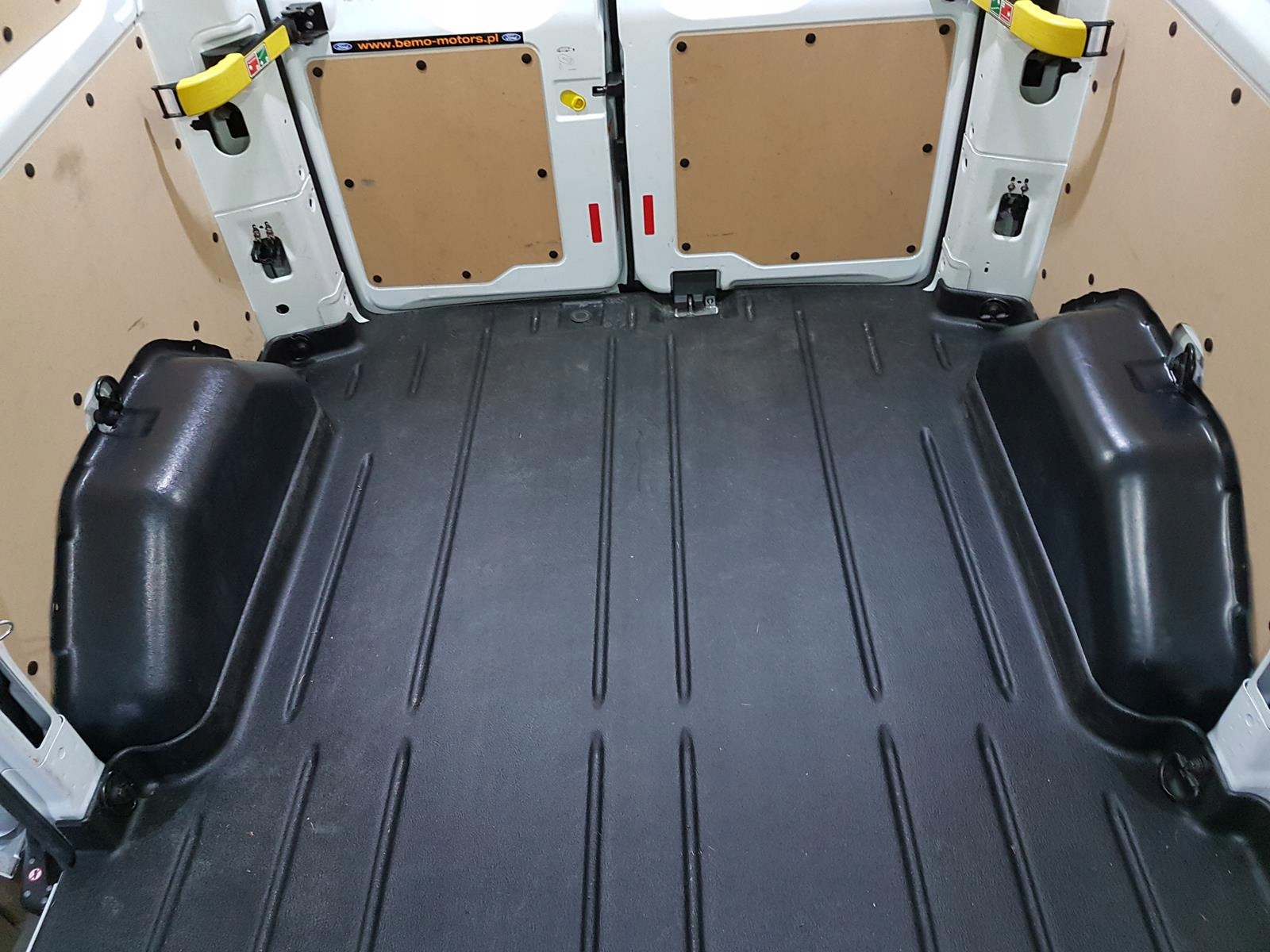 FORD TRANSIT CUSTOM II L1 od 2018 zabudowa nadkoli Strona zabudowy tylne lewe tylne prawe