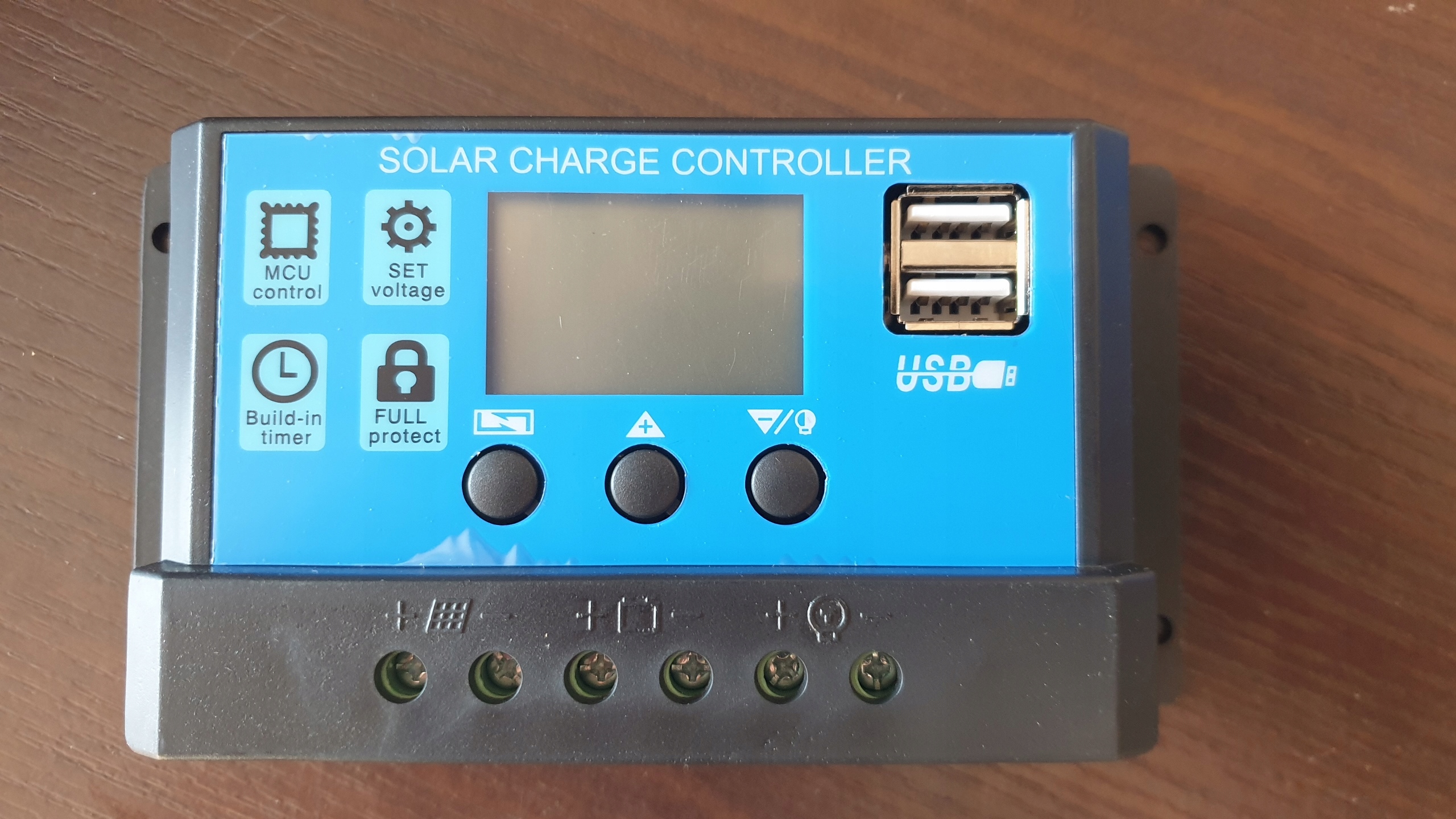 Solarny Regulator Ładowania Akumulatorów PWM 30A Numer katalogowy części PWM 30A