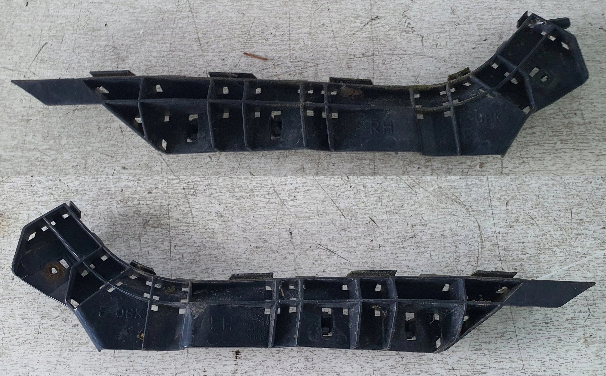 bumper bracket left right rear part Subaru Outback IV Outback 4 09