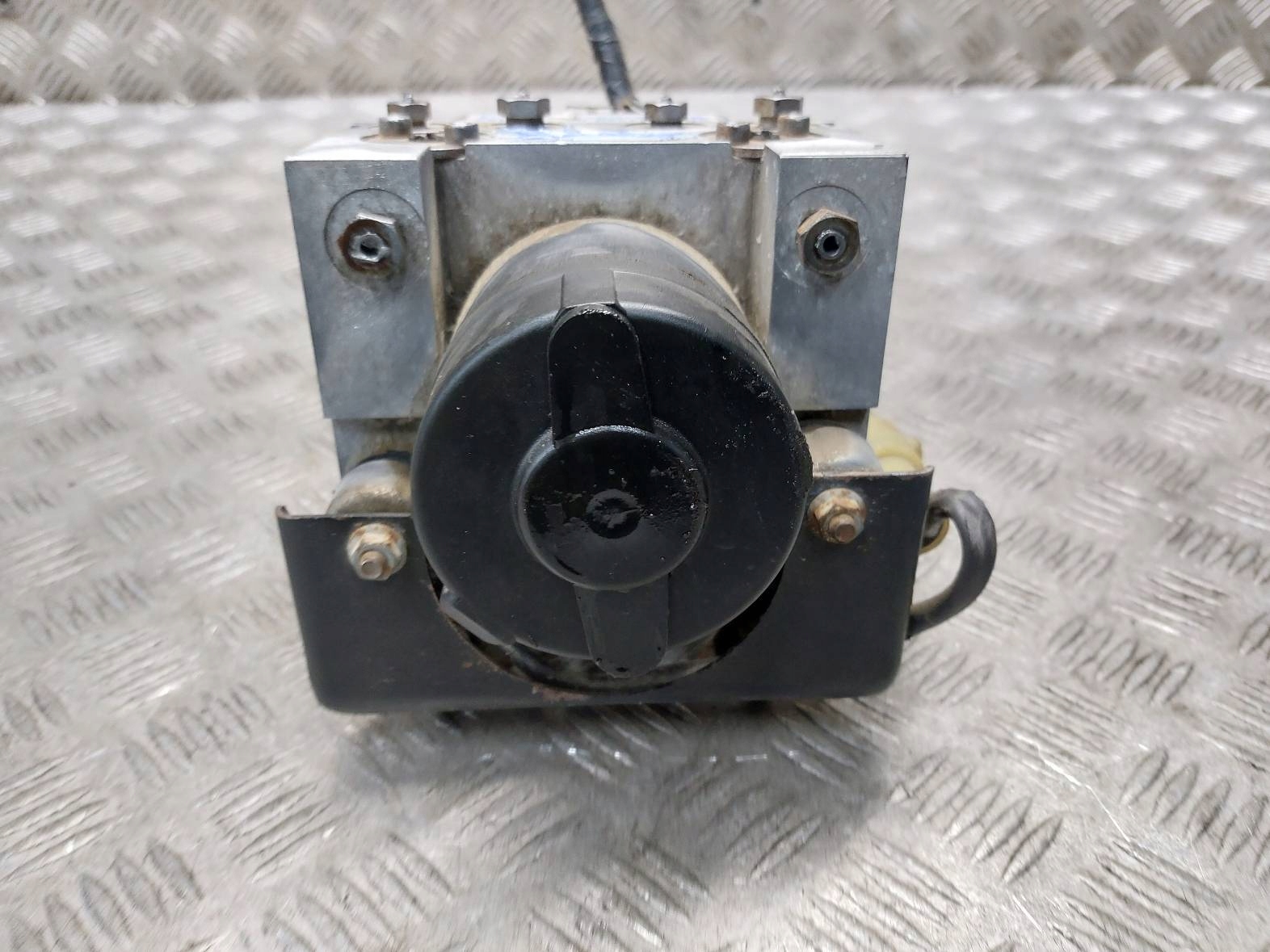 pump control unit ABS LAND ROVER FREELANDER and SRB10123098