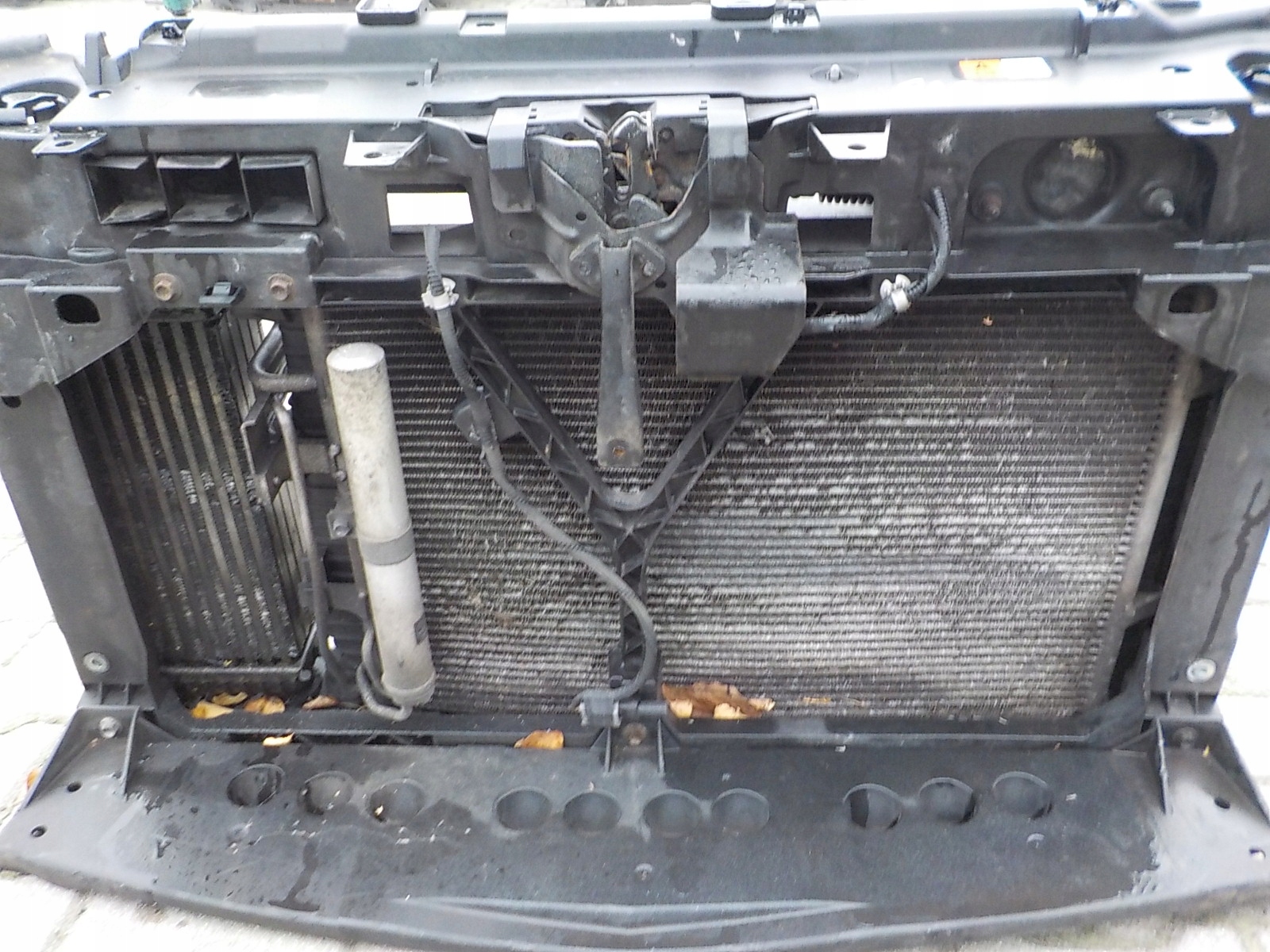 928 MAZDA 3 II BL 1.6D support panel for radiators sider radiator pillar
