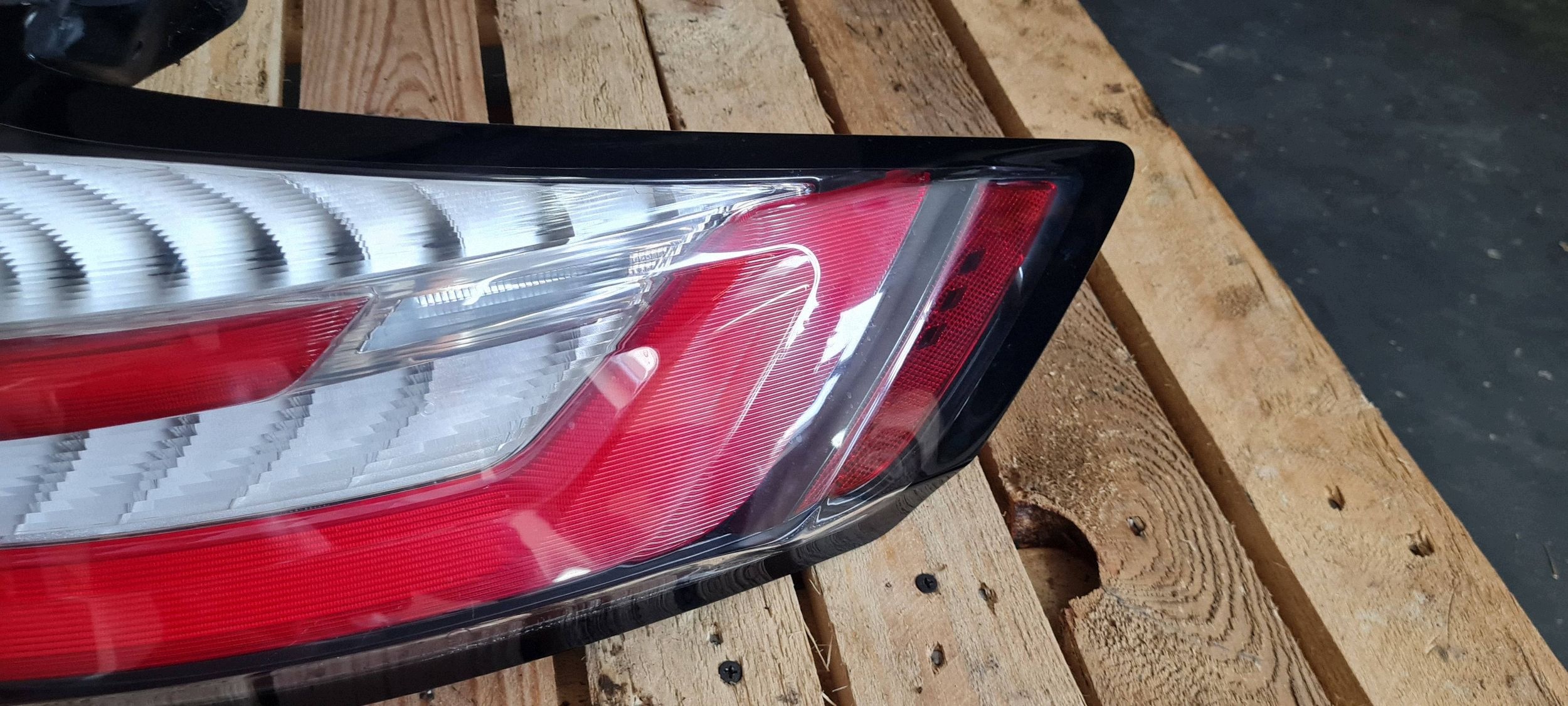 Ford Edge II 2020 ST LIFT light right right rear part rear KT4B13404A