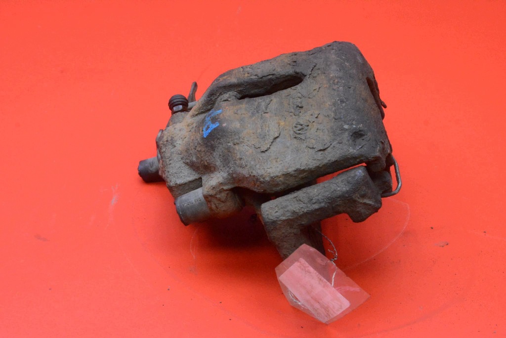 caliper brake right front AUDI A4 B6 2.0 20V 130 KM 00-05