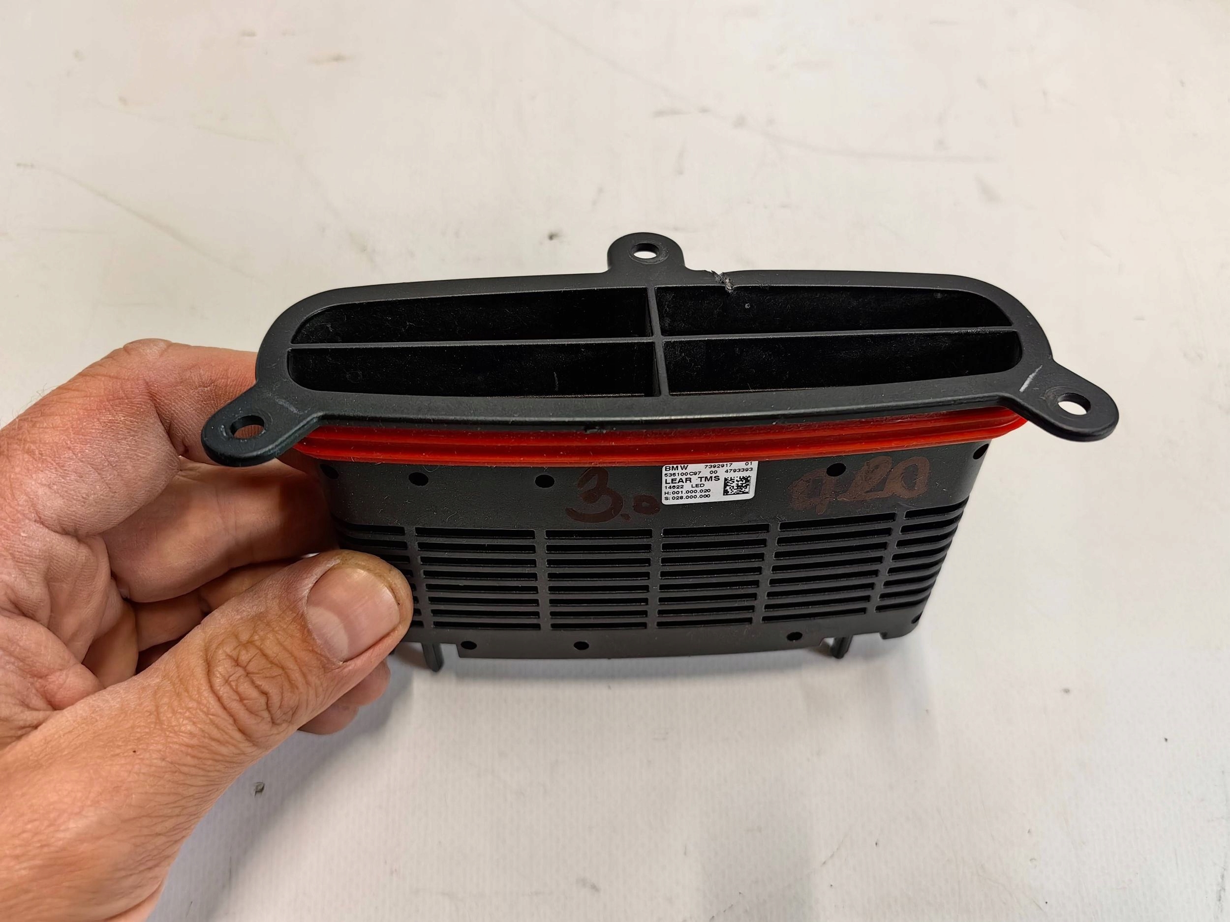 BMW 7 F01 F02 - модуль led