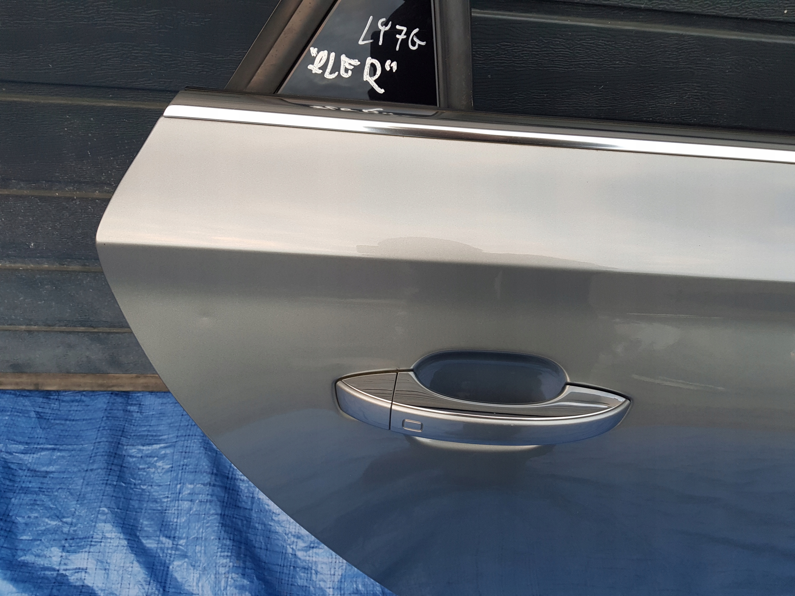 door right rear part rear. AUDI A8 D4 LY7G