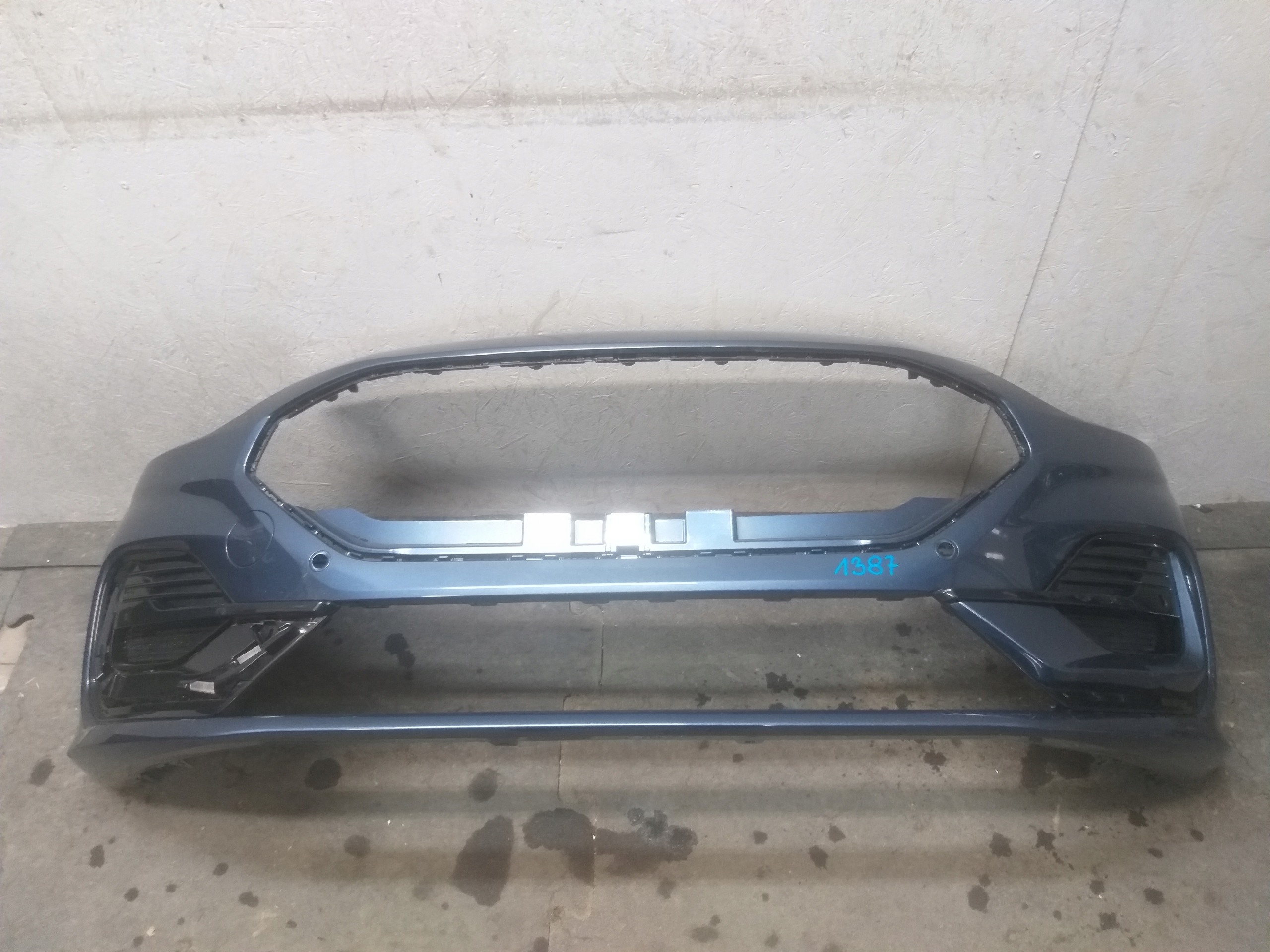 bumper front FORD FIESTA MK8 LIFT ST