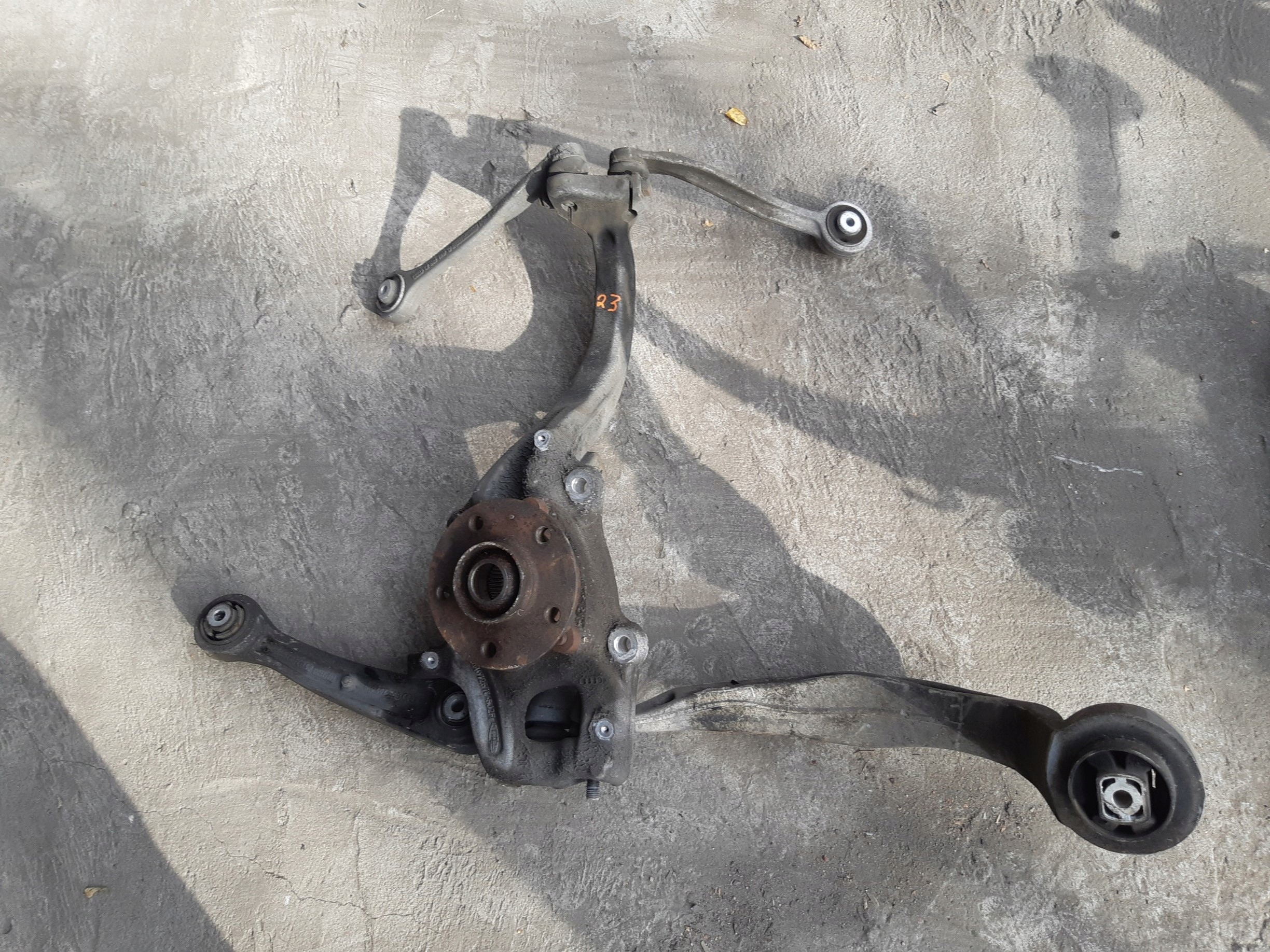 AUDI A4 B8 A5 8T A6 C7 A7 swing left left front 8K0407257E