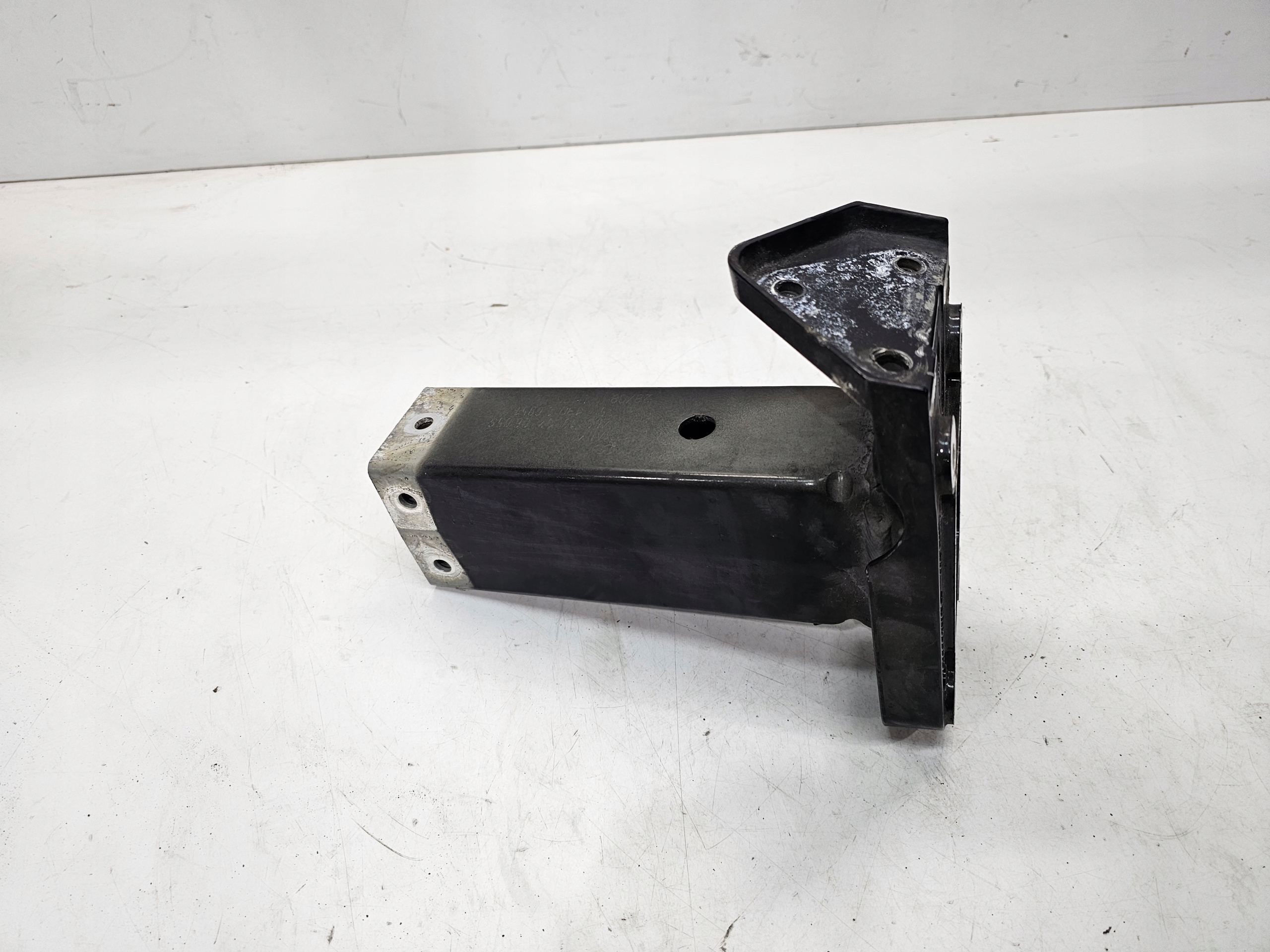 beam tip PODLUZNICY right AUDI TT 8J 8J0806110D