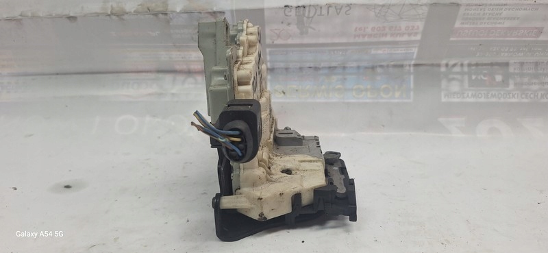lock door VW PASSAT B6 left rear part 3C4839015A
