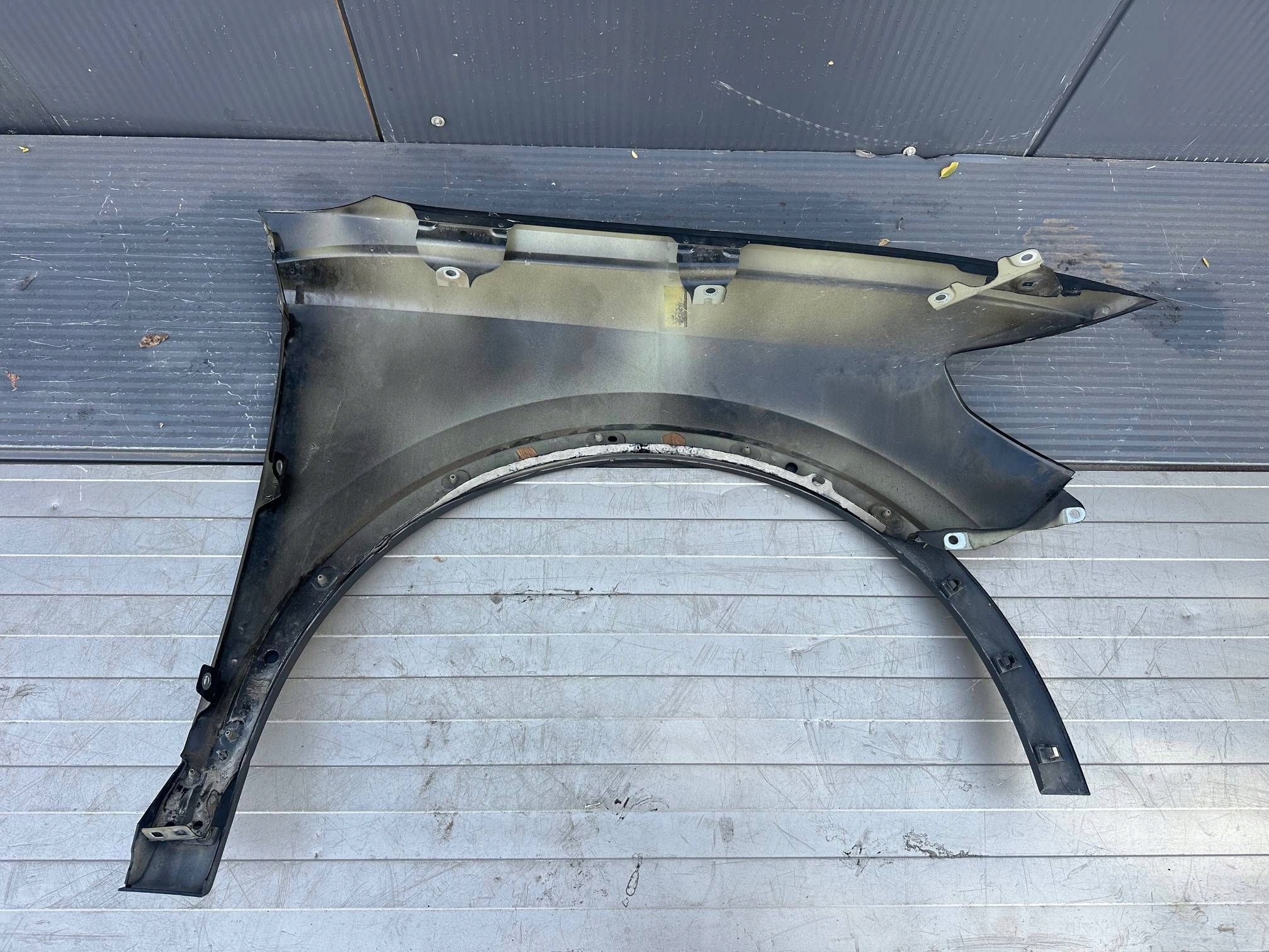 AUDI Q3 83A fender front left complete DEMONTAZ