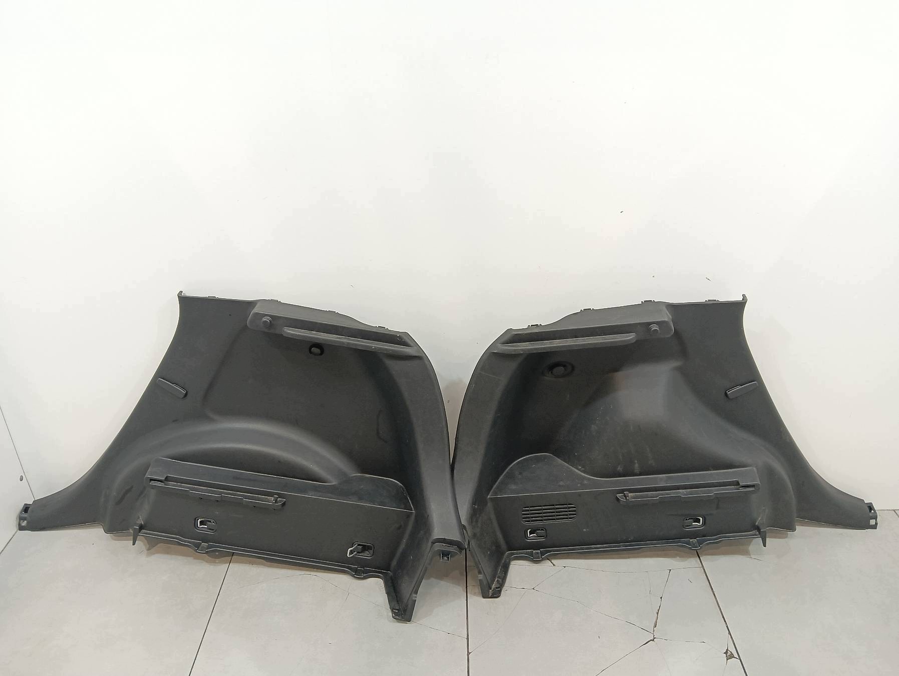 boot upholstery left right rear part KPL 85731-1K000 Hyundai ix20 and