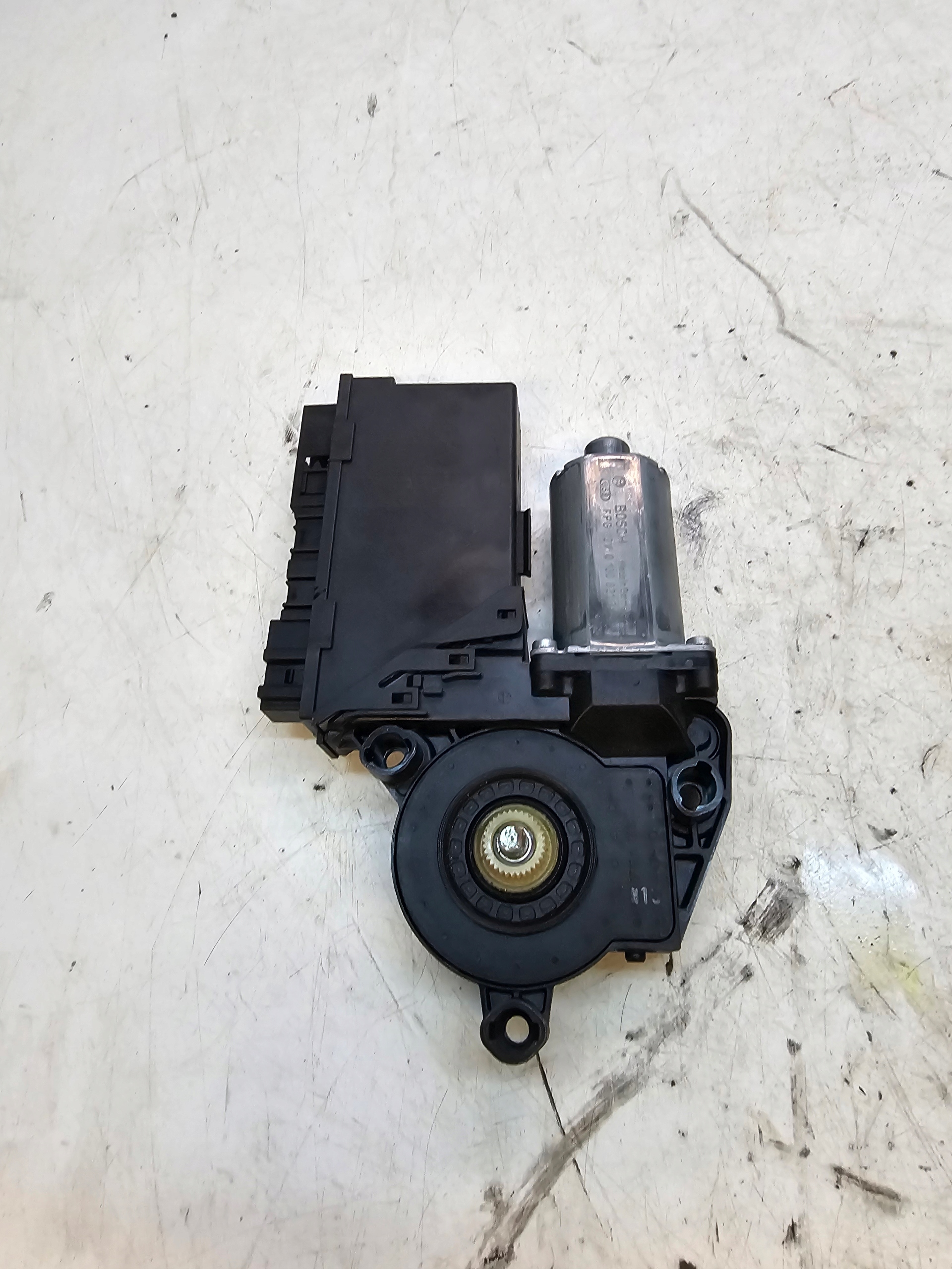 mini motor windows right front AUDI A4 B7 8E1959802H