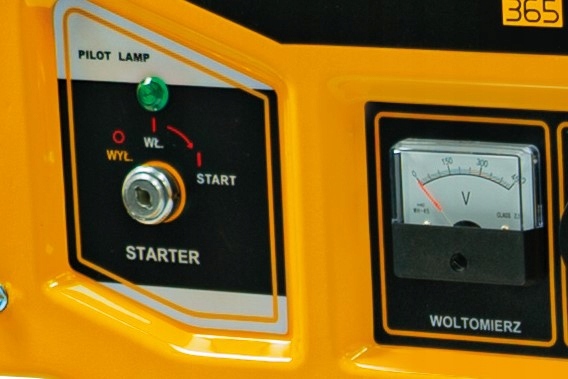 SMART Agregat Prądotworczy 3 fazowy 380V MIEDŹ Generator Prądu 5500 W 5kW Typ agregatu trójfazowy