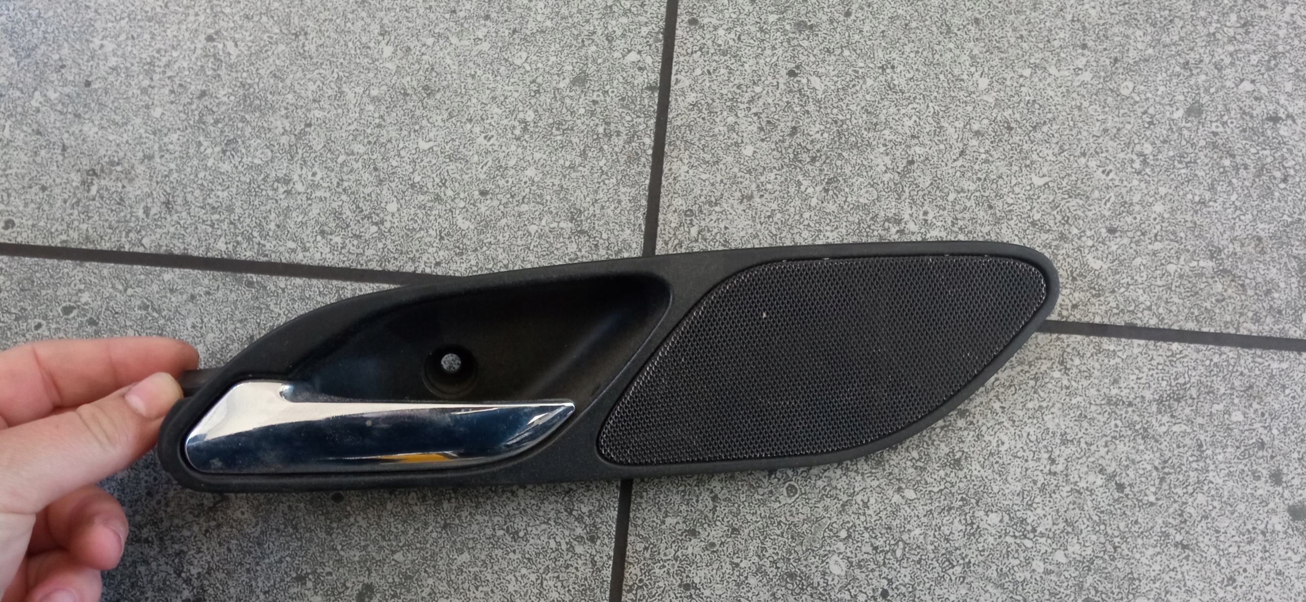 BMW E46 COUPE KLAMKA WEWNĘTRZNA LEWY PRZÓD 8222705 8237587