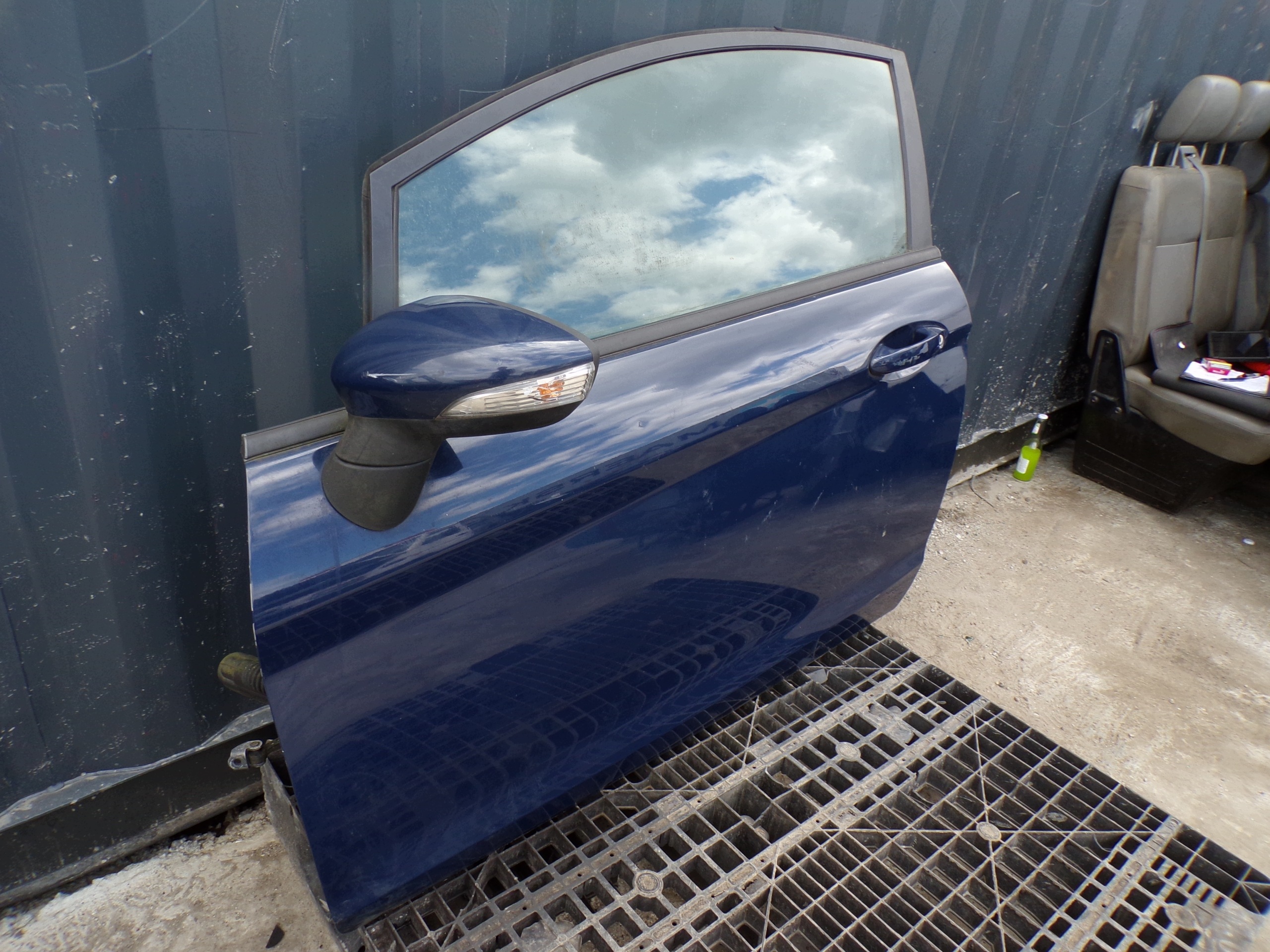 door left front left front FORD FIESTA 7 VII 3D (R1)