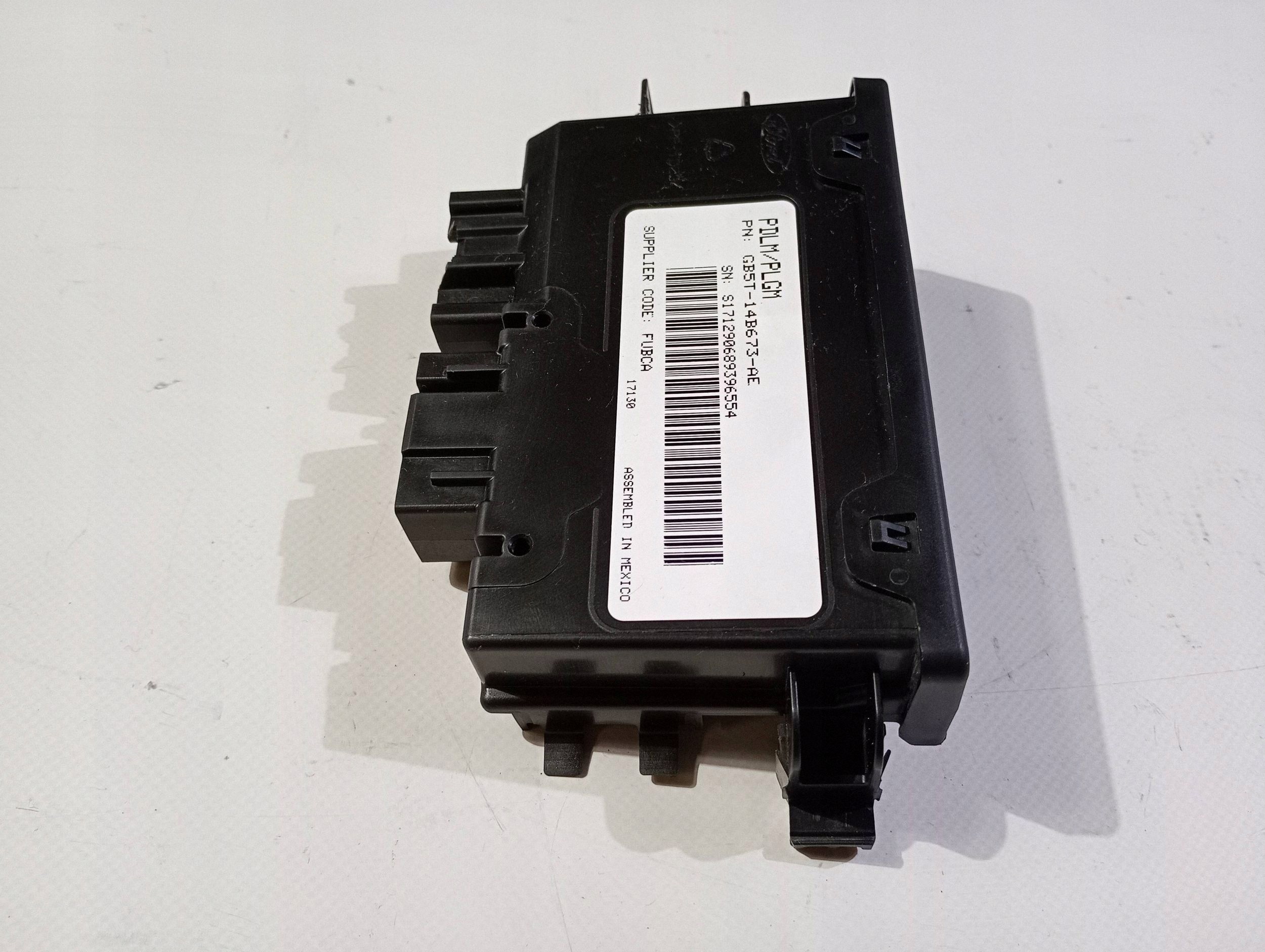 control unit module electrical bonnet boot of the rear Ford Explorer V 2011