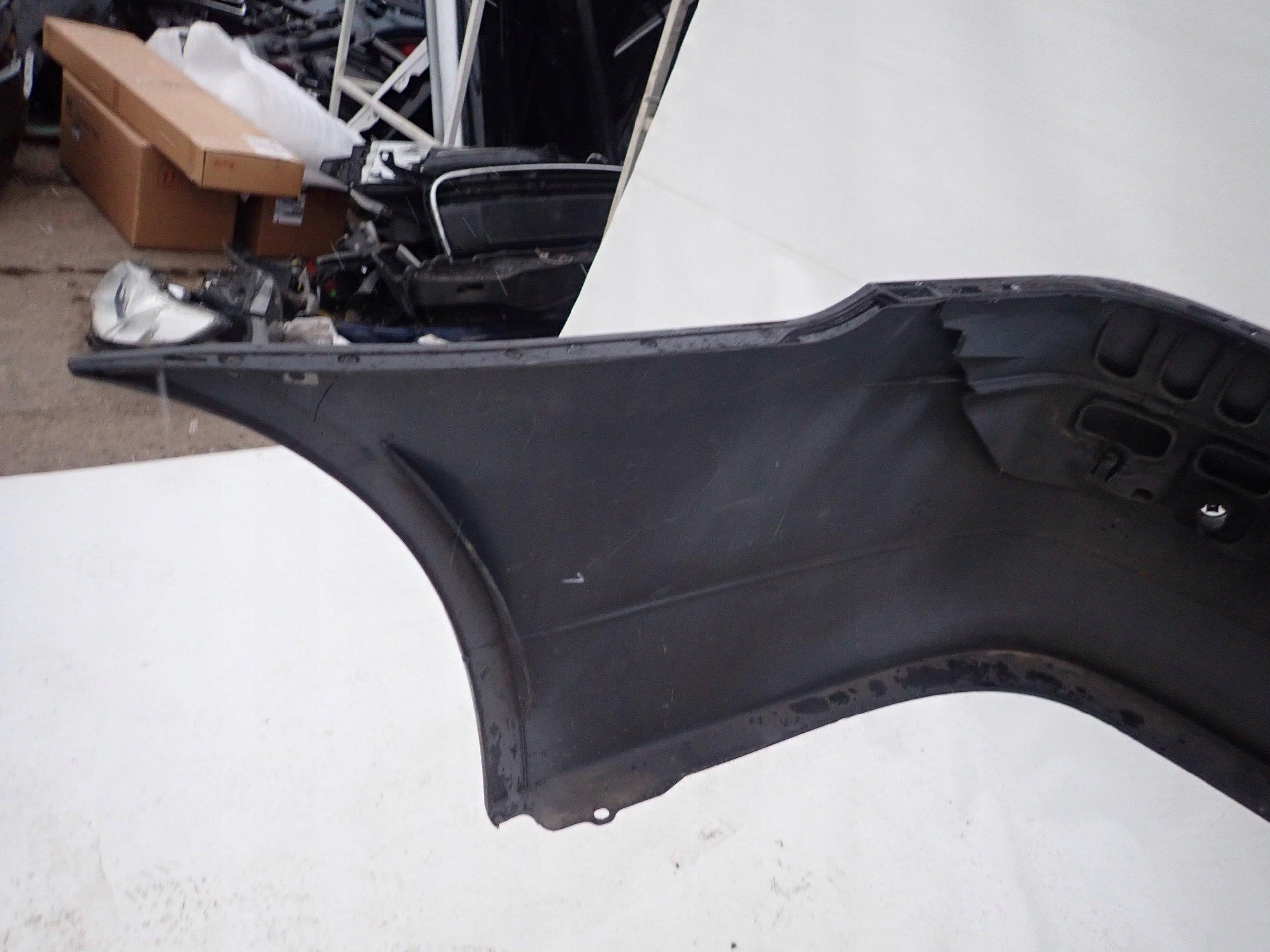 BMW 5 E61 KOMBI 02-06 bumper rear part rear PDC