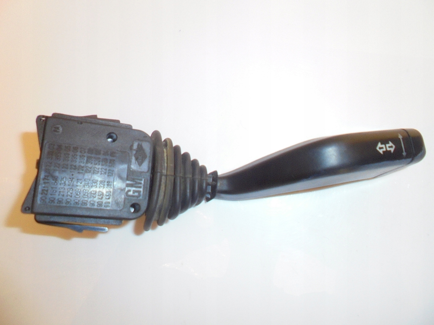 Bouton Indicateurs de direction OPEL 90221174