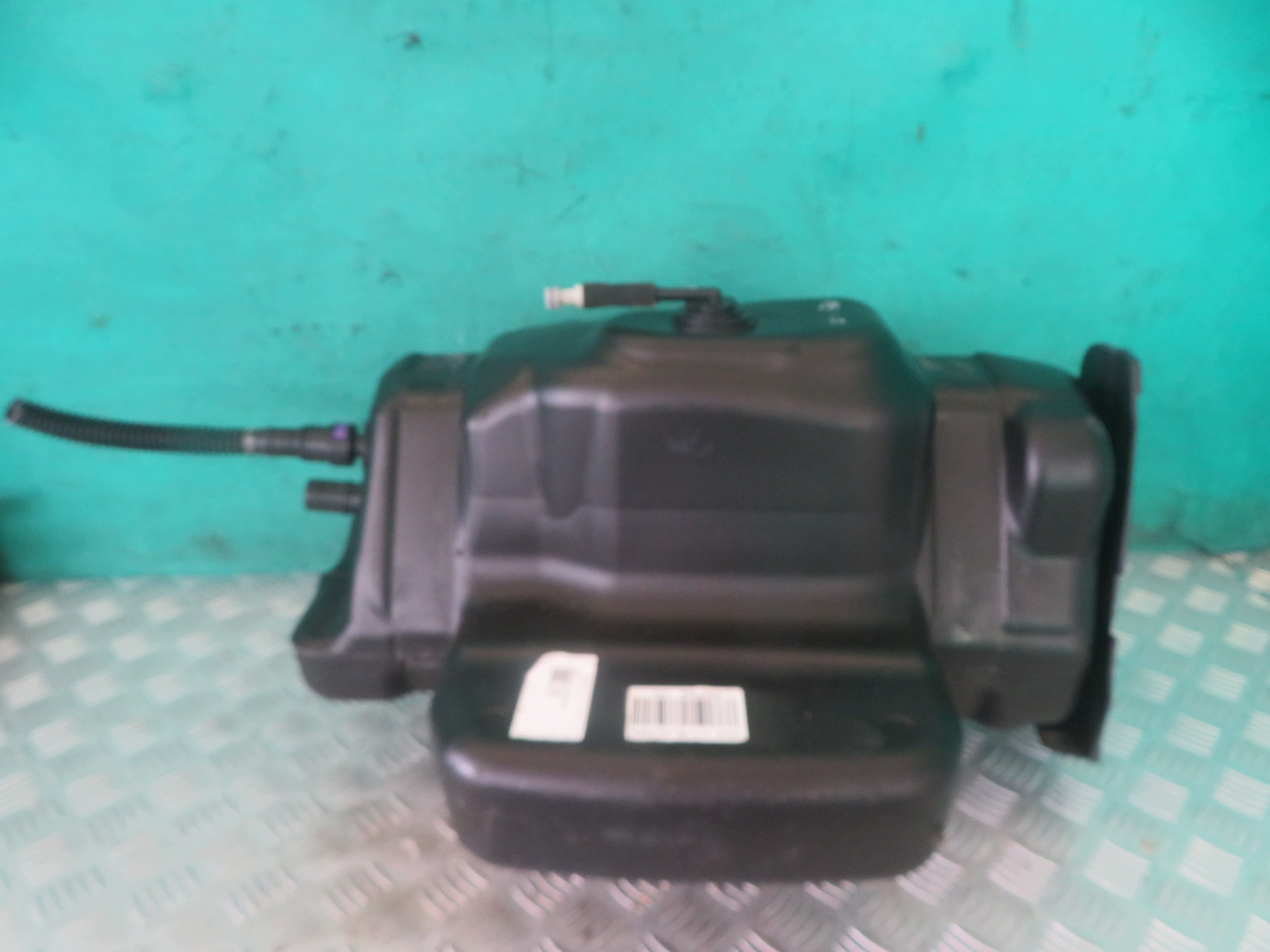 serbatoio pompa ADBLUE IVECO DAILY 2.3 21R 5802327987