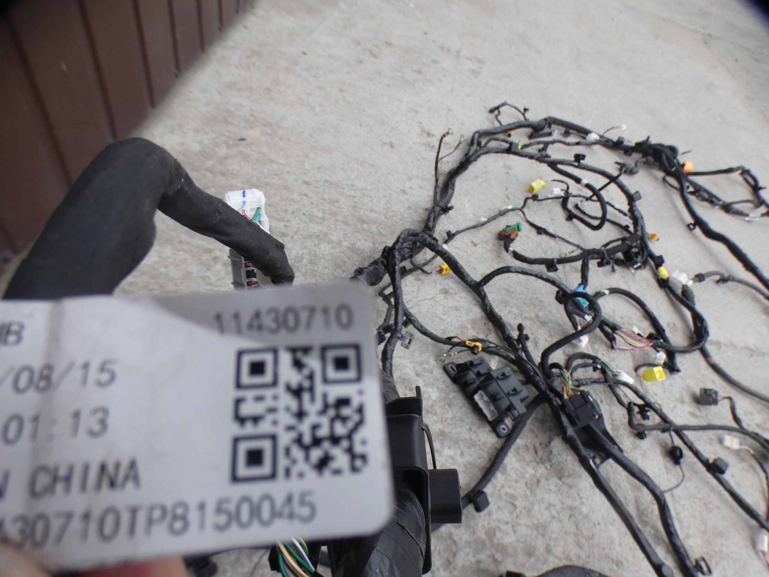 wiring bundle srodka mg4 mg 4 11430710