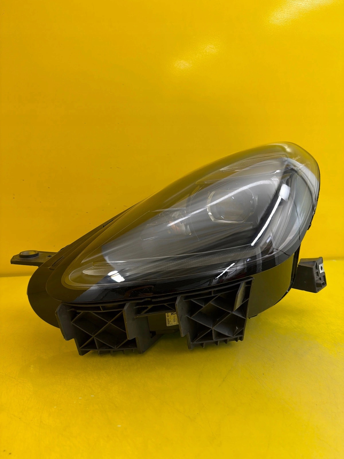 light left Maserati Grecale M182 2022- Full Led Black 06703540740