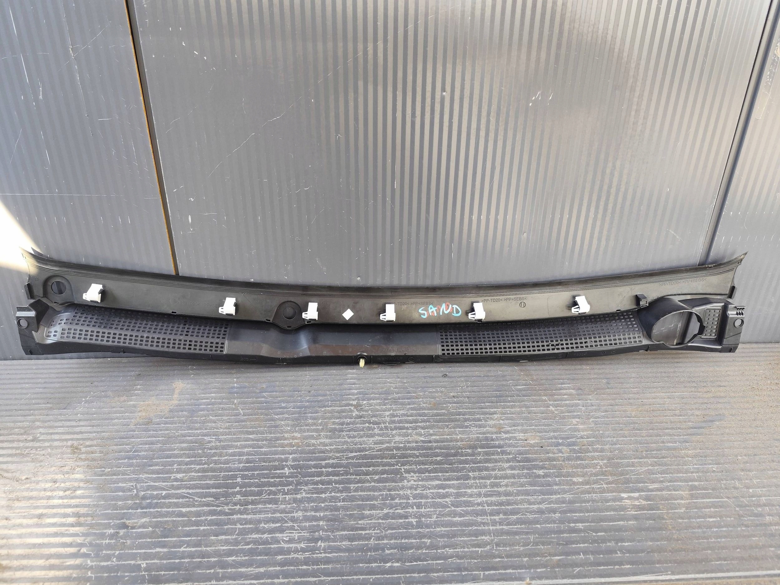 DACIA SANDERO III torpedo 668114109R