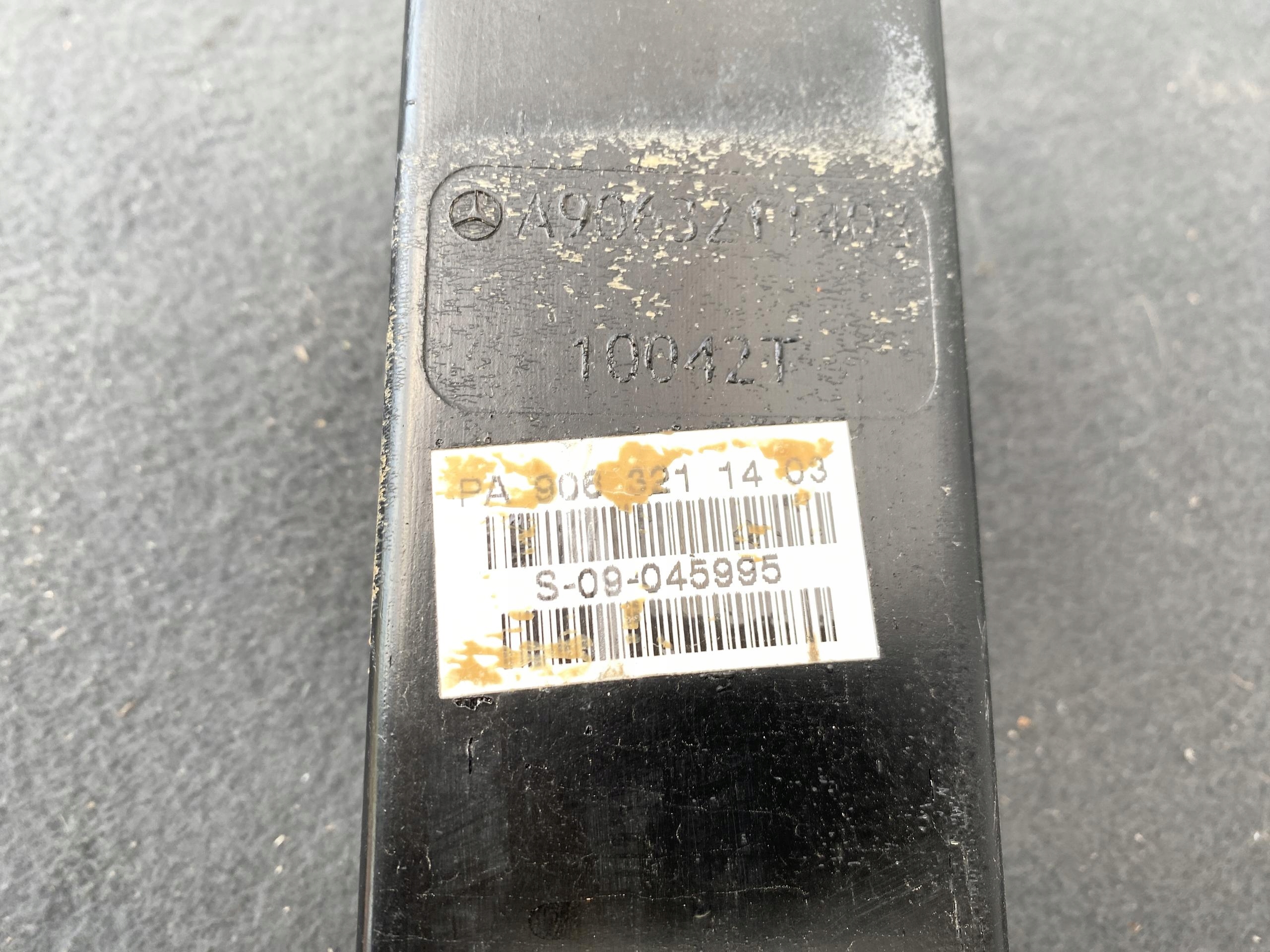 SPRINTER 906 VW CRAFTER 06- RESOR front POPRZECZNY PIORO front 9063211403