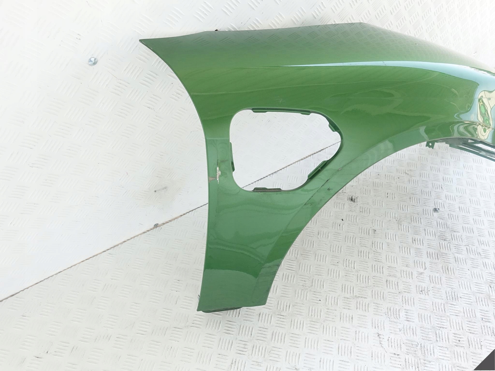 PORSCHE TAYCAN 9J1 fender right front damag..