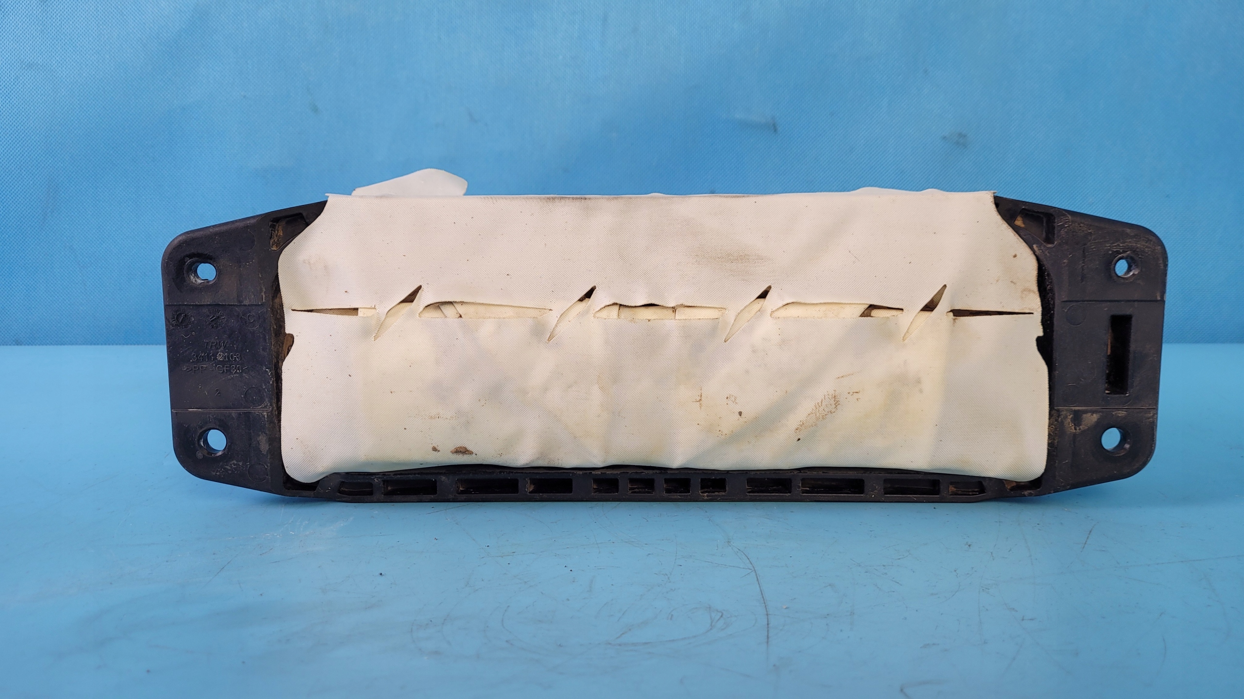 W205 C200 подушка безопасности пассажира A2058600002