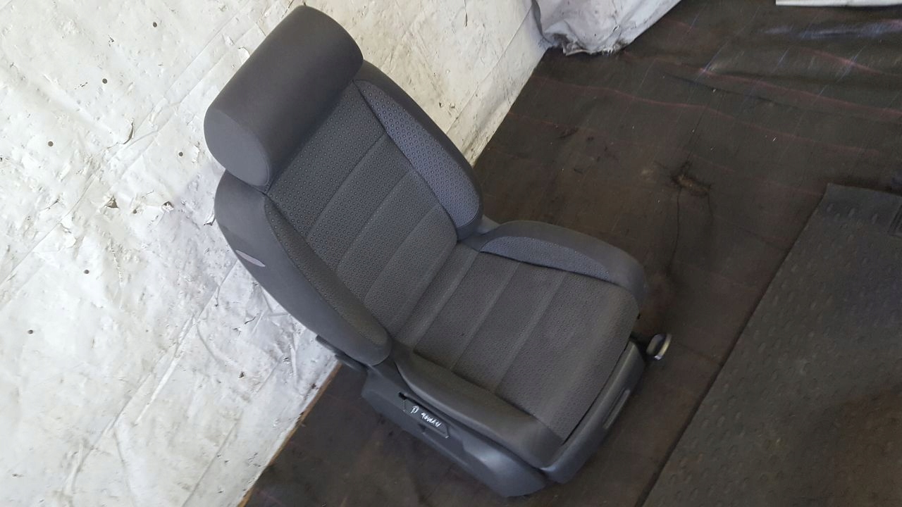 Siège Avant Droite Passegers VW Touran et