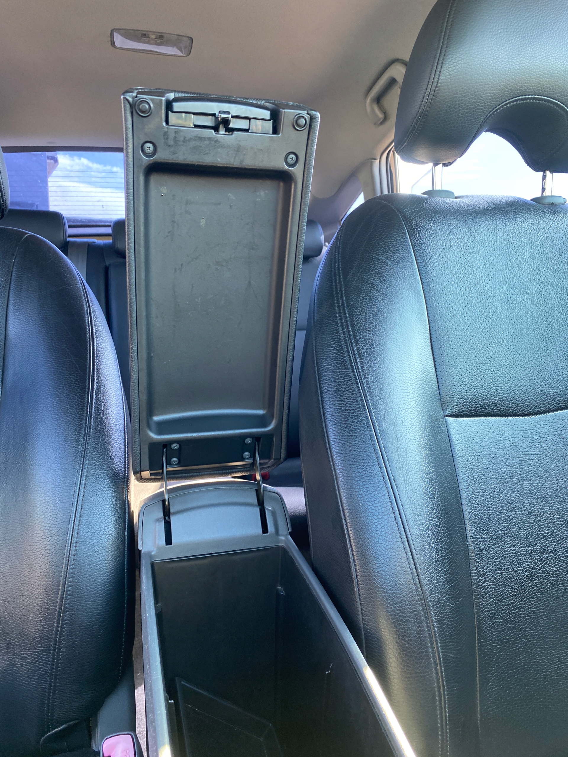 armrest TUNEL central Toyota Prius 2 II FL 03-09