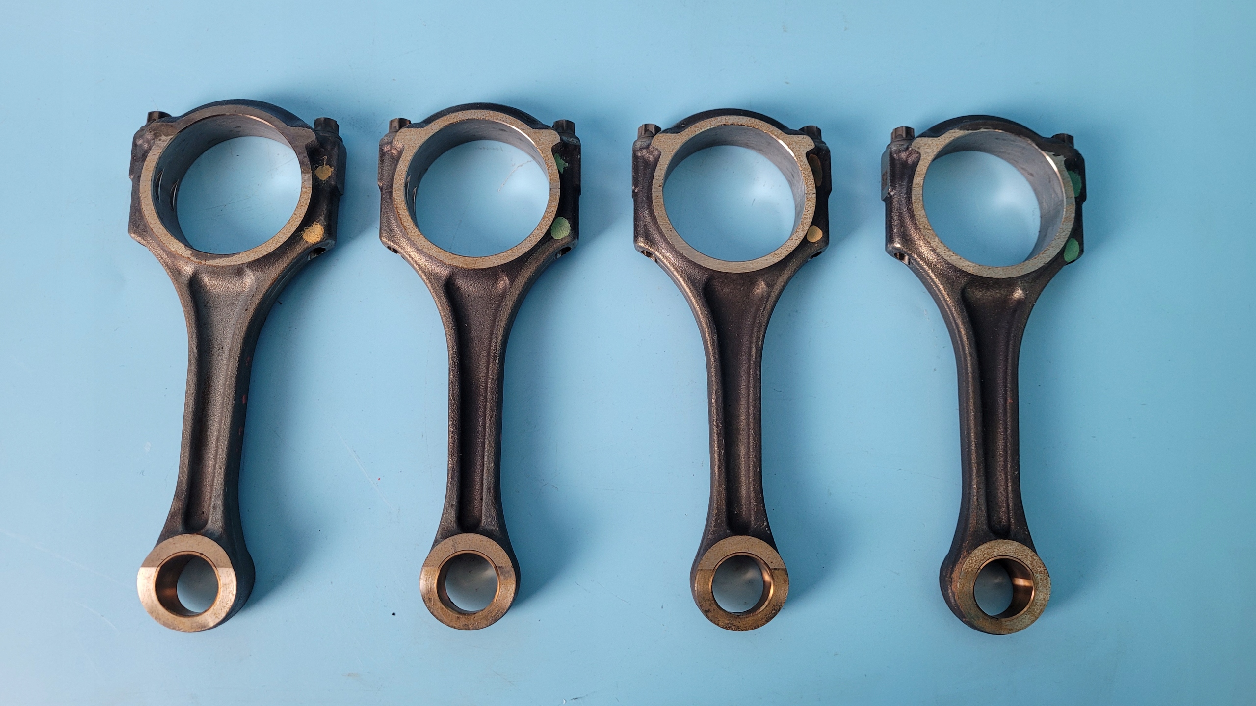 W177 2.0 B A220 20R шатун 260.920