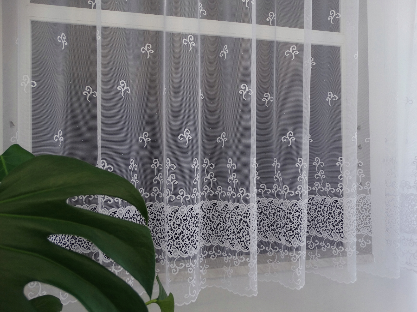 Mg Záclona žakár 35749 Bílá 400x160 cm hotová s páskou M