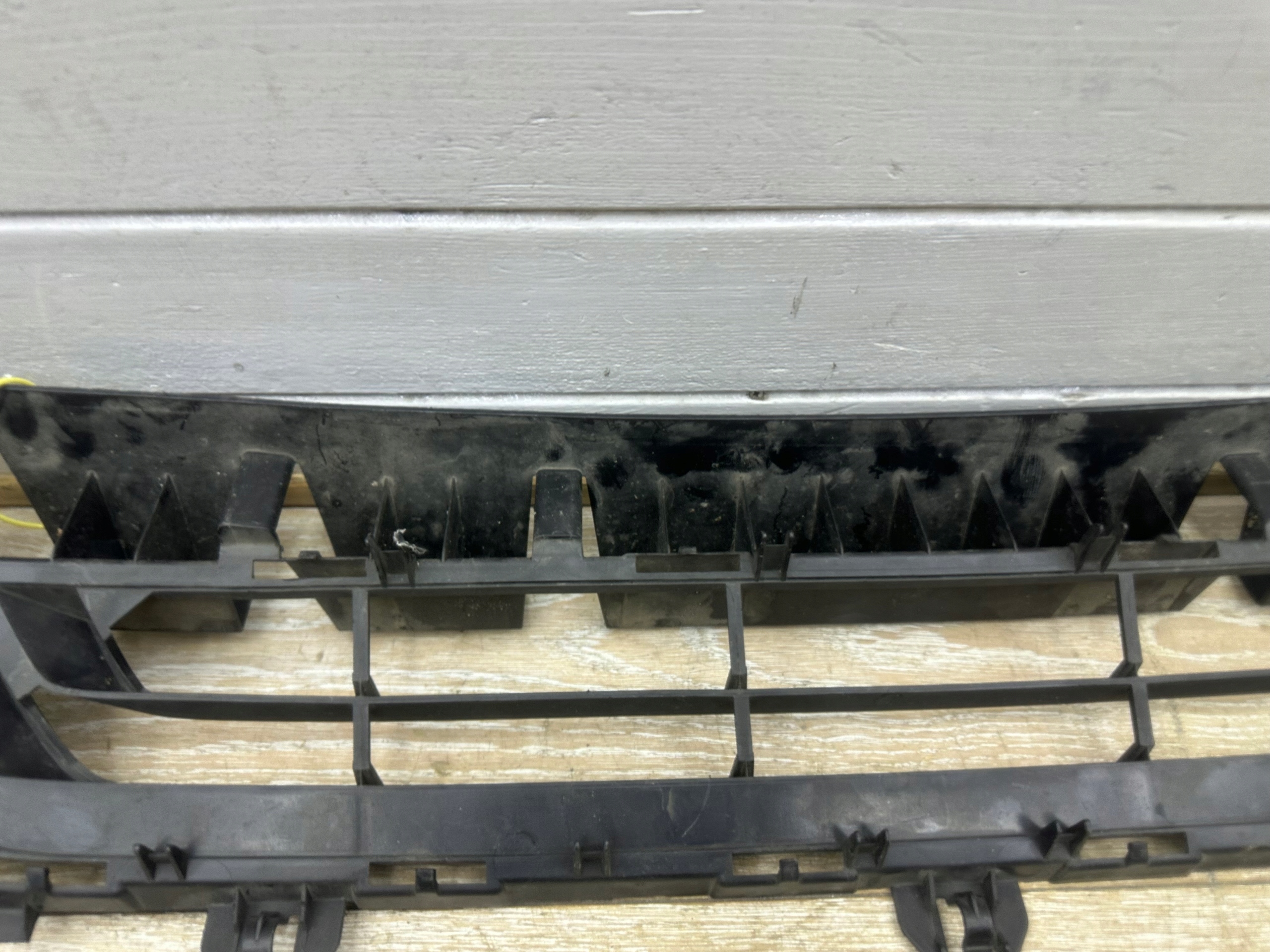 grille grid of a bumper front BMW I3 I01 2013-2017 7296819
