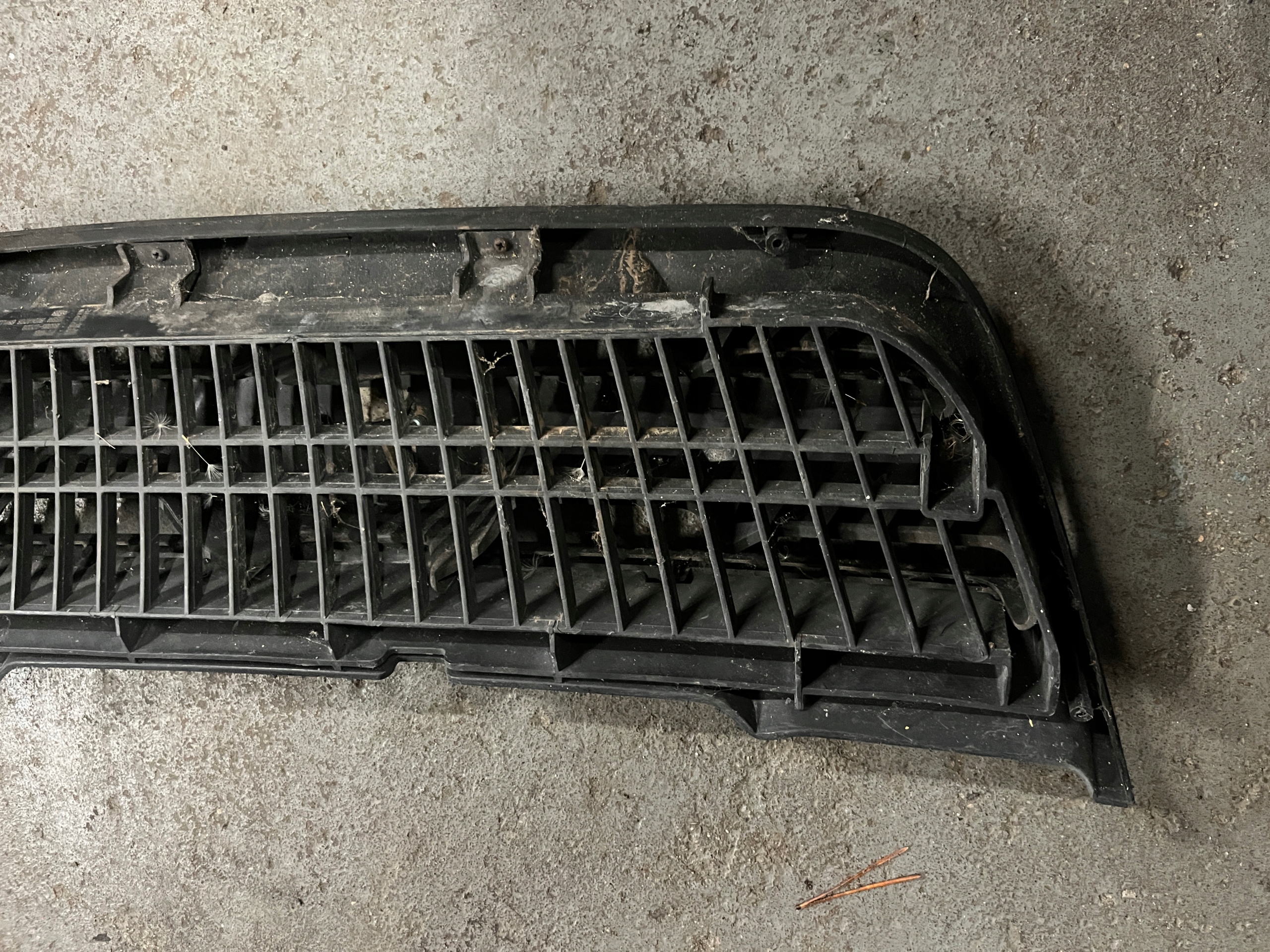 решетка радиатора Hyundai 01-05 86365-17000