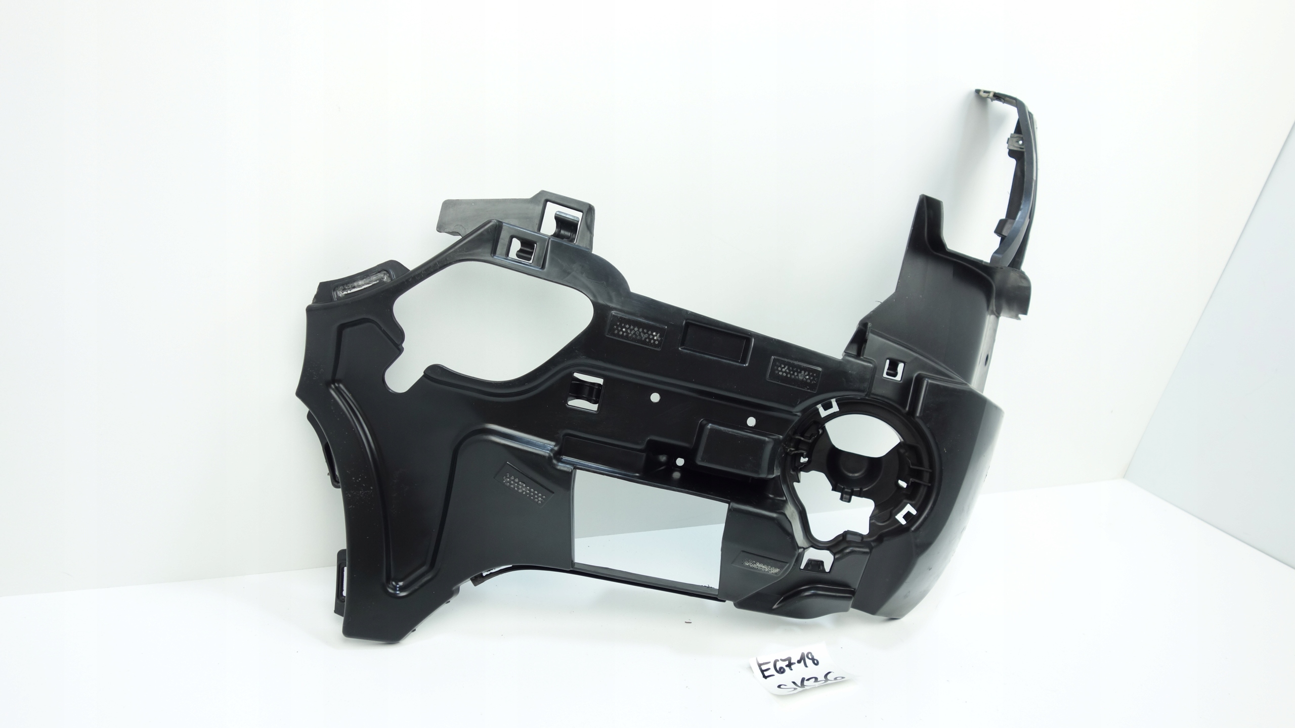 bumper bracket right front BMW X1 F48 15-22 7354820