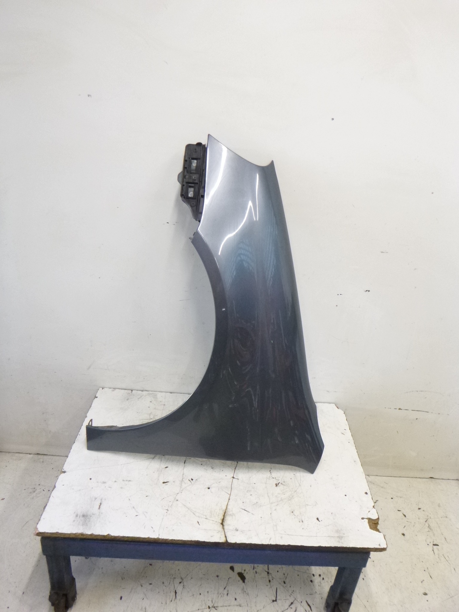 fender front left VW GOLF V 5 LD7X 2007r.