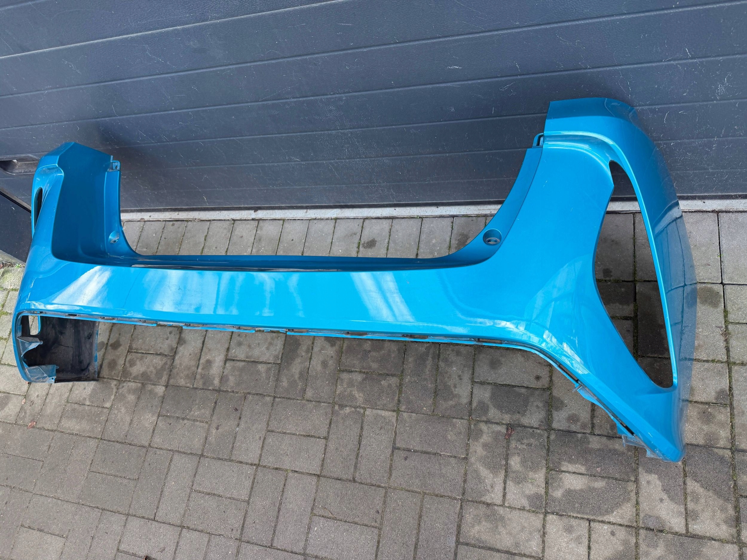 Toyota Prius 15- bumper rear part rear