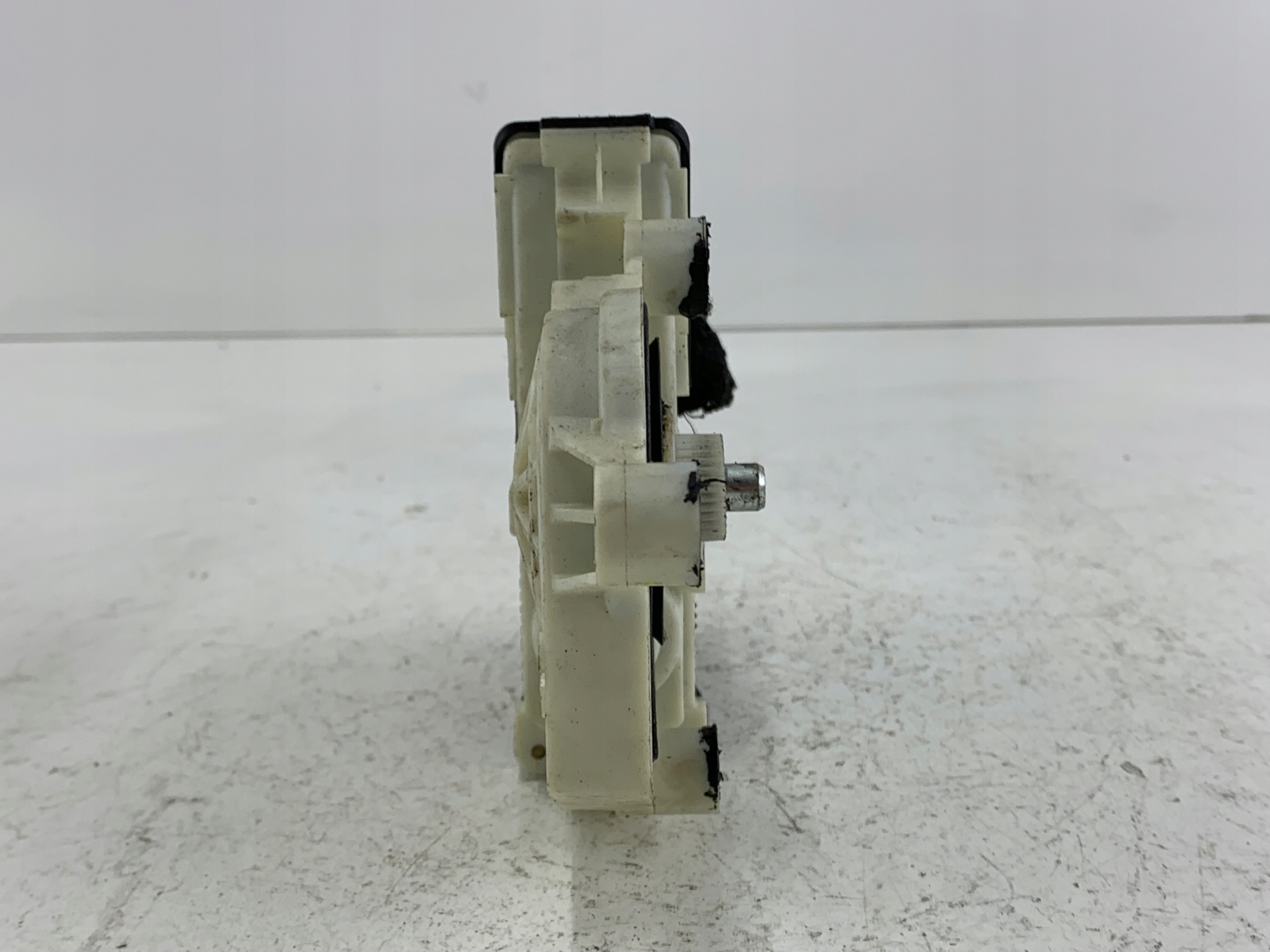 VW GOLF IV LEON and mini motor windows right rear part 1J4959812C