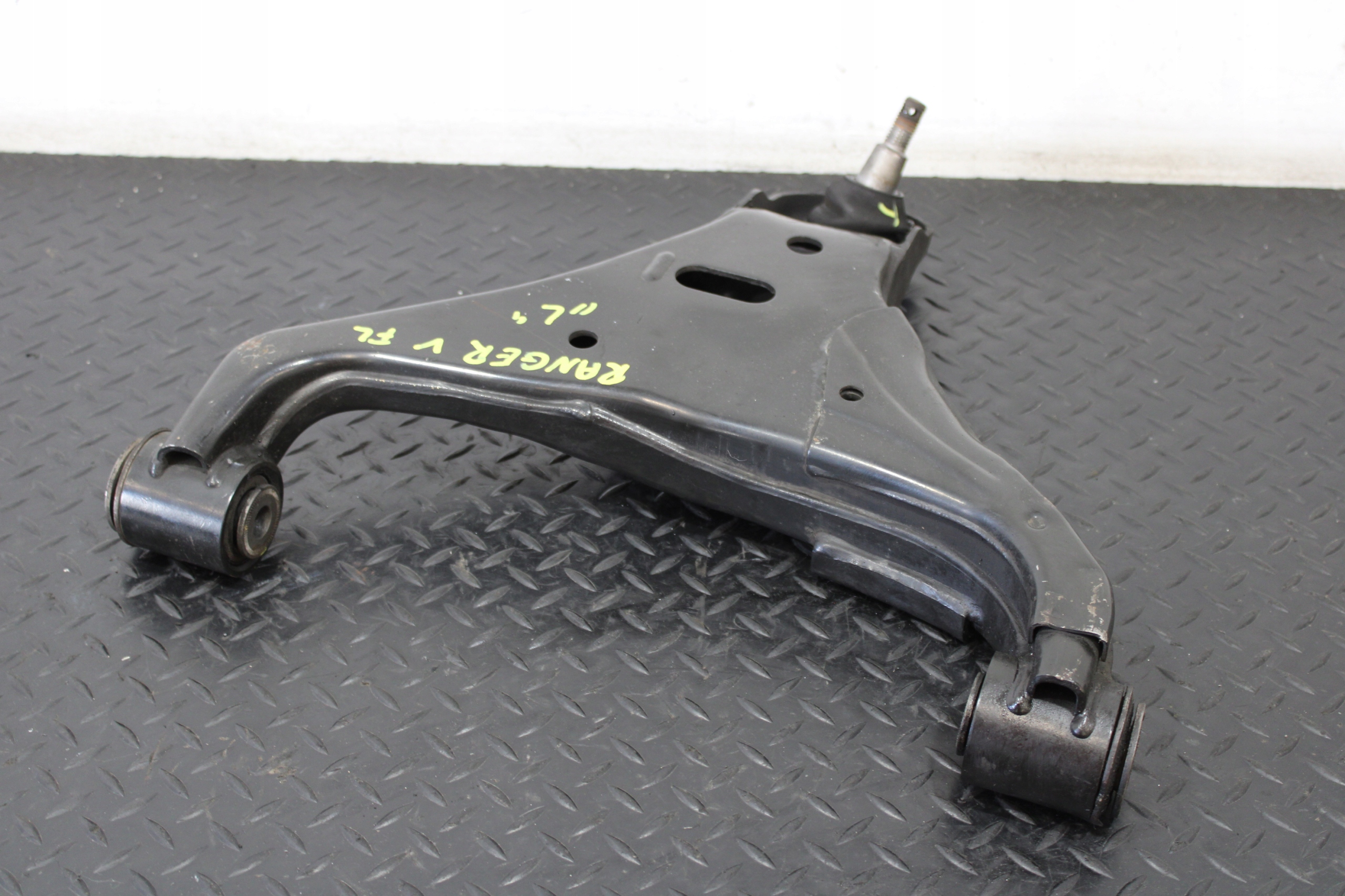 arm left front FORD RANGER V 5 LIFT